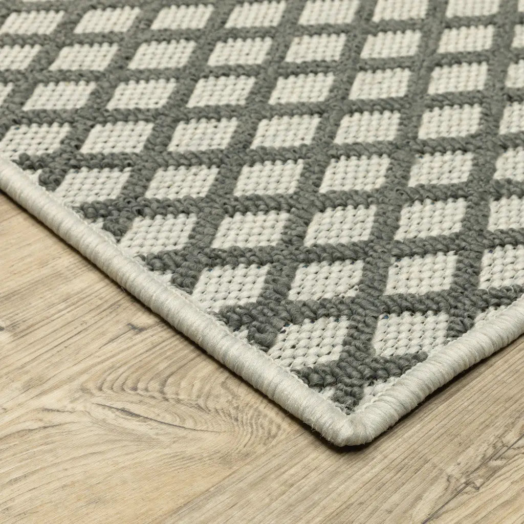 3' X 5' Beige Geometric Stain Resistant Indoor Outdoor Area Rug Homeroots Outdoor