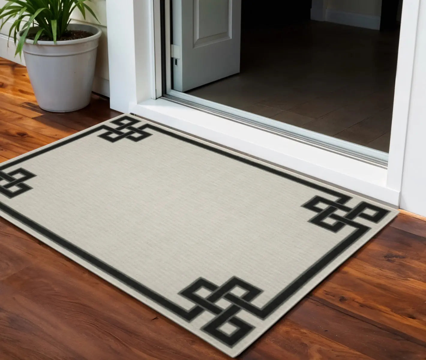 3' X 5' Beige and Black Stain Resistant Indoor Outdoor Area Rug Homeroots Outdoor