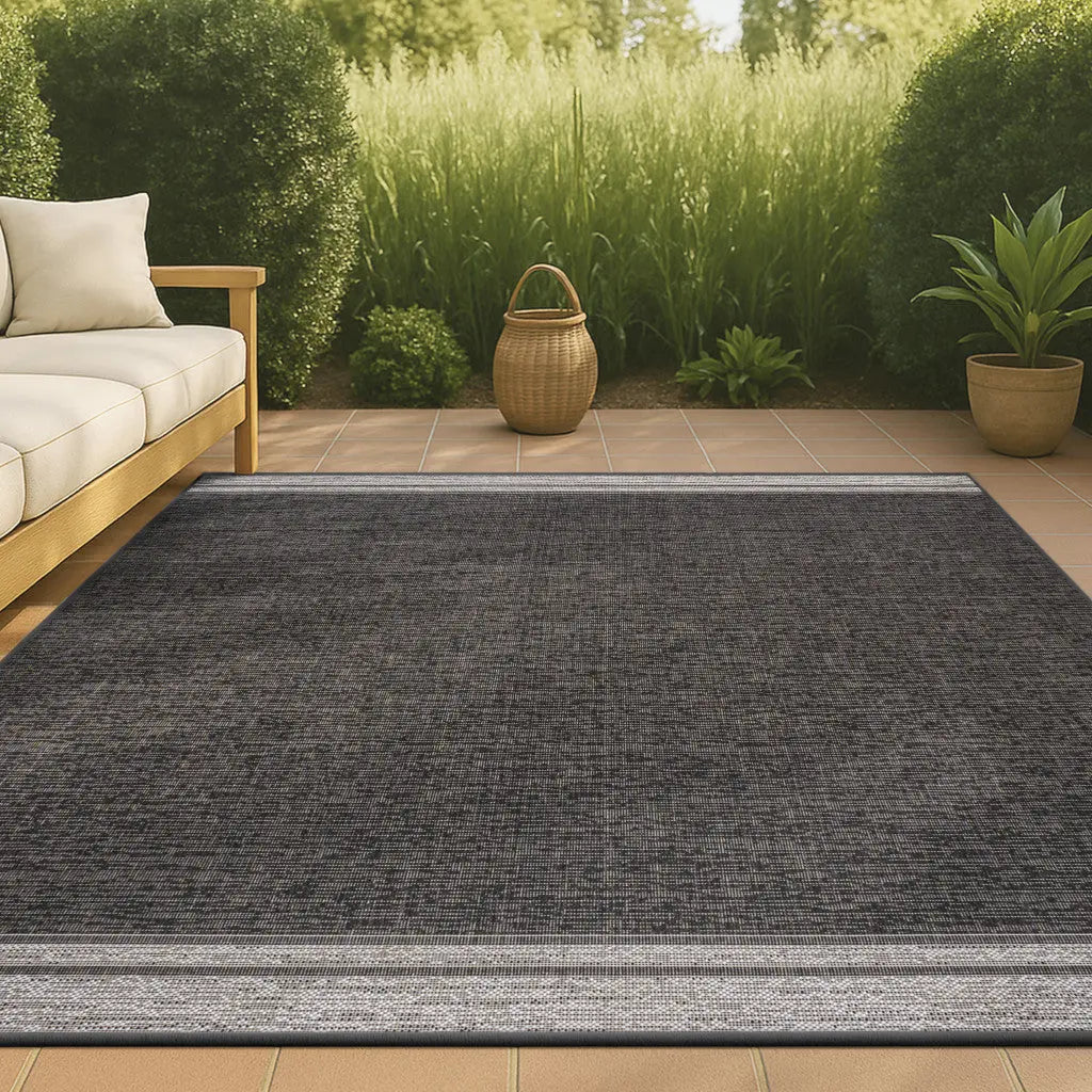 3' X 5' Black And Cream Indoor Outdoor Area Rug Homeroots Outdoor
