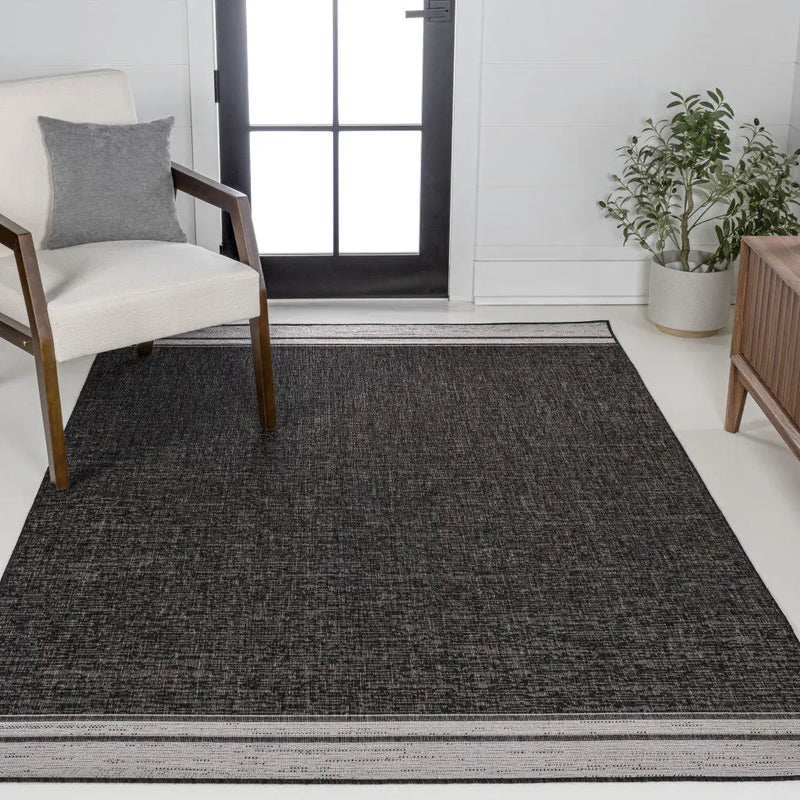 3' X 5' Black And Cream Indoor Outdoor Area Rug Homeroots Outdoor