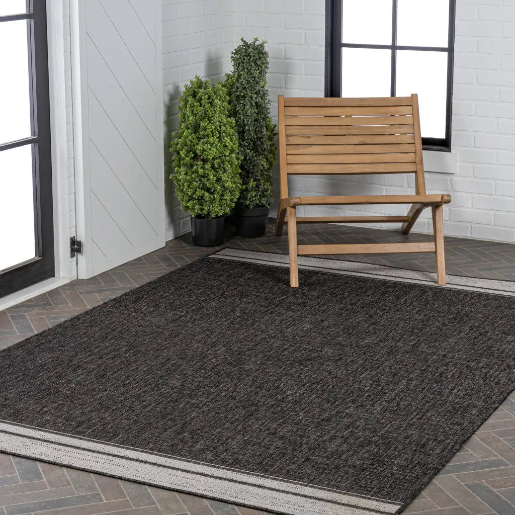 3' X 5' Black And Cream Indoor Outdoor Area Rug Homeroots Outdoor