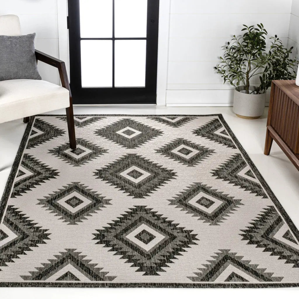 3' X 5' Black And Cream Moroccan Indoor Outdoor Area Rug - GreatEagleInc