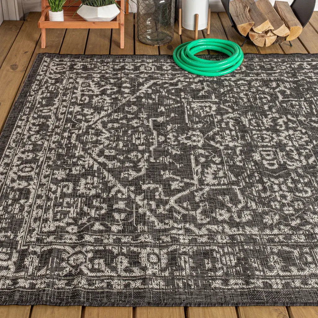 3' X 5' Black And Gray Medallion Indoor Outdoor Area Rug Homeroots Outdoor