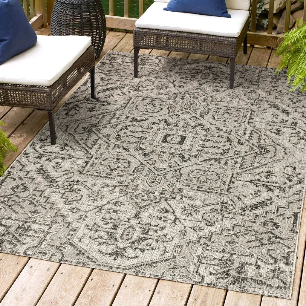 3' X 5' Black And Gray Medallion Indoor Outdoor Area Rug Homeroots Outdoor