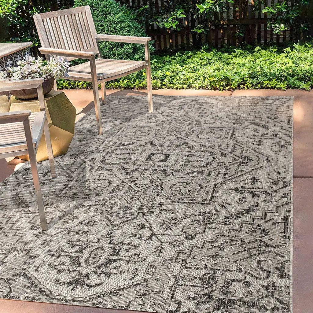3' X 5' Black And Gray Medallion Indoor Outdoor Area Rug Homeroots Outdoor