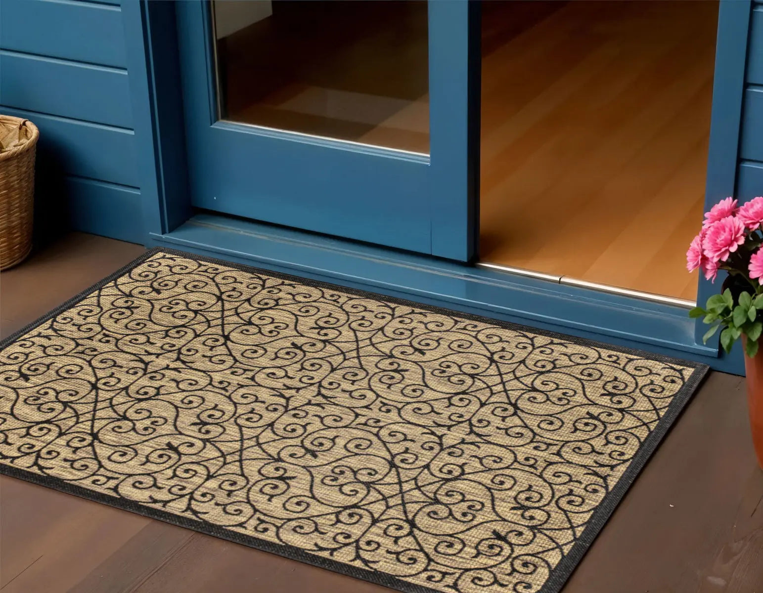 3' X 5' Black And Khaki Geometric Indoor Outdoor Area Rug Homeroots Outdoor