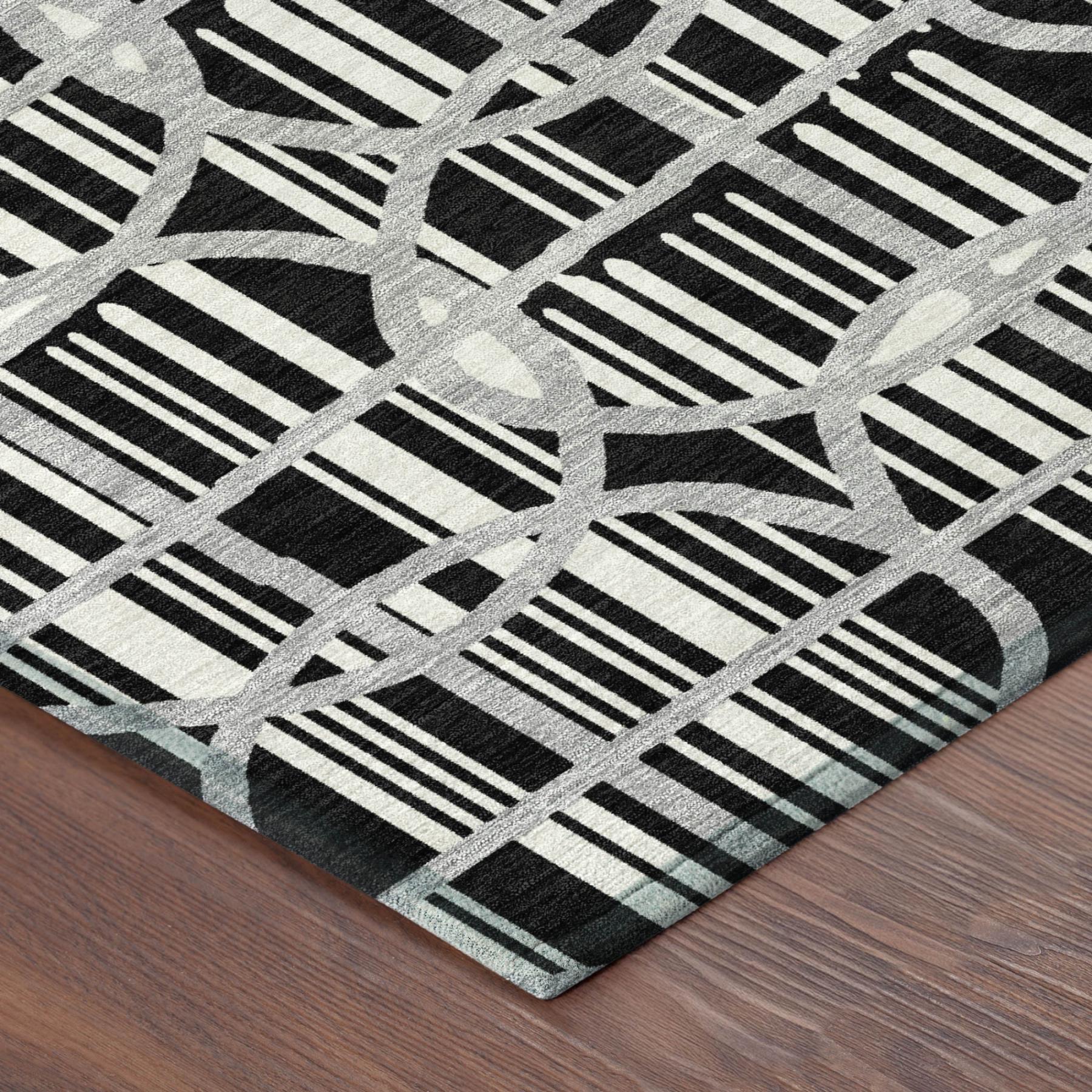 3' X 5' Black And Pewter Geometric Washable Indoor Outdoor Area Rug Homeroots Outdoor