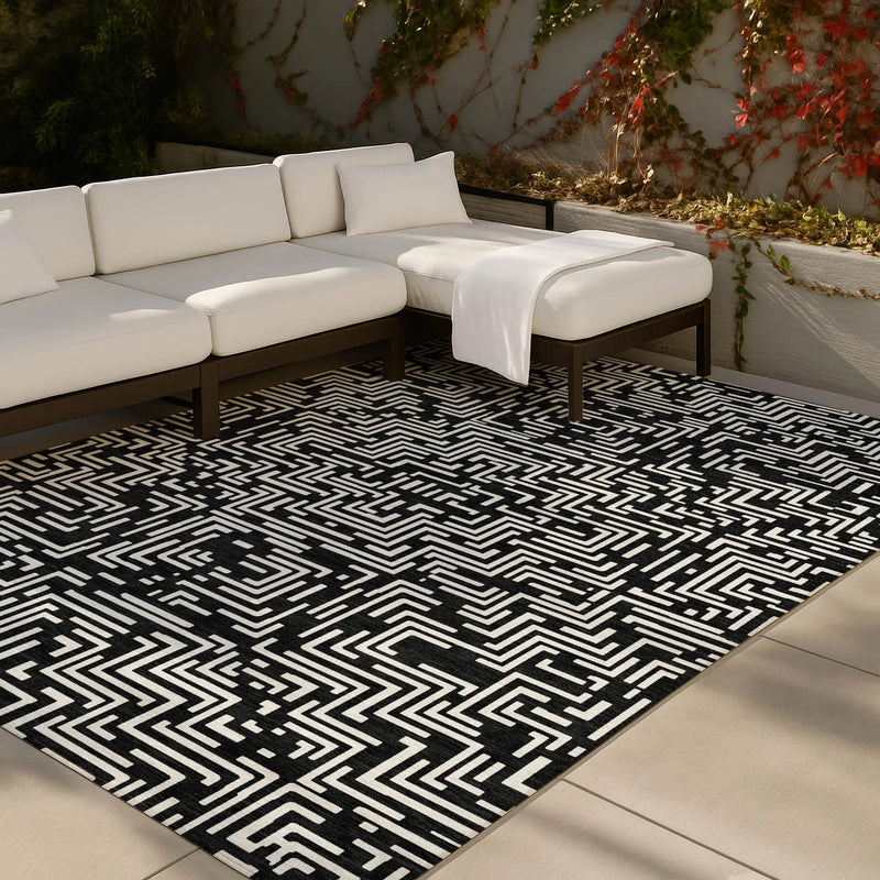 3' X 5' Black And Silver Geometric Washable Indoor Outdoor Area Rug Homeroots Outdoor