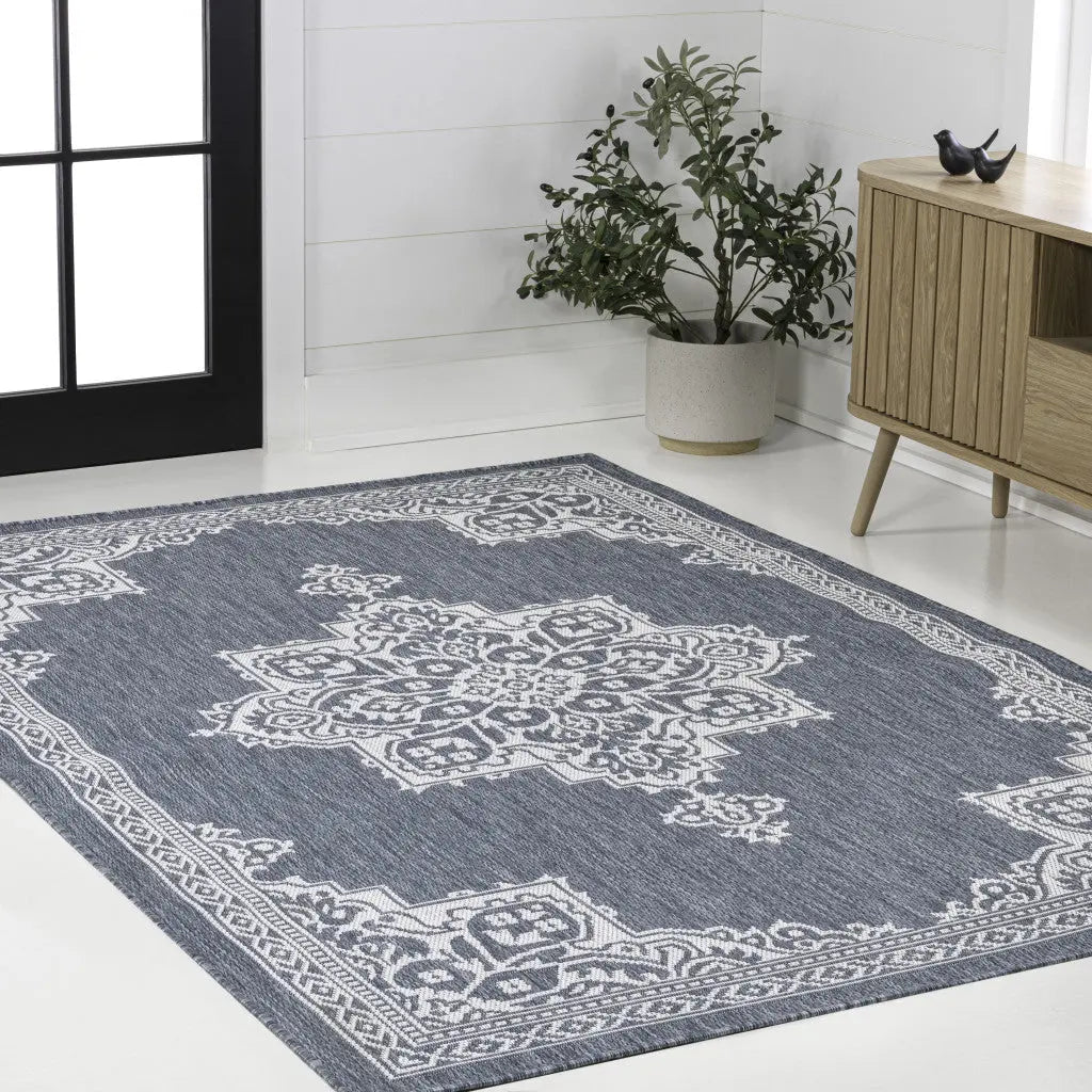 3' X 5' Blue And Cream Medallion Indoor Outdoor Area Rug Homeroots Outdoor