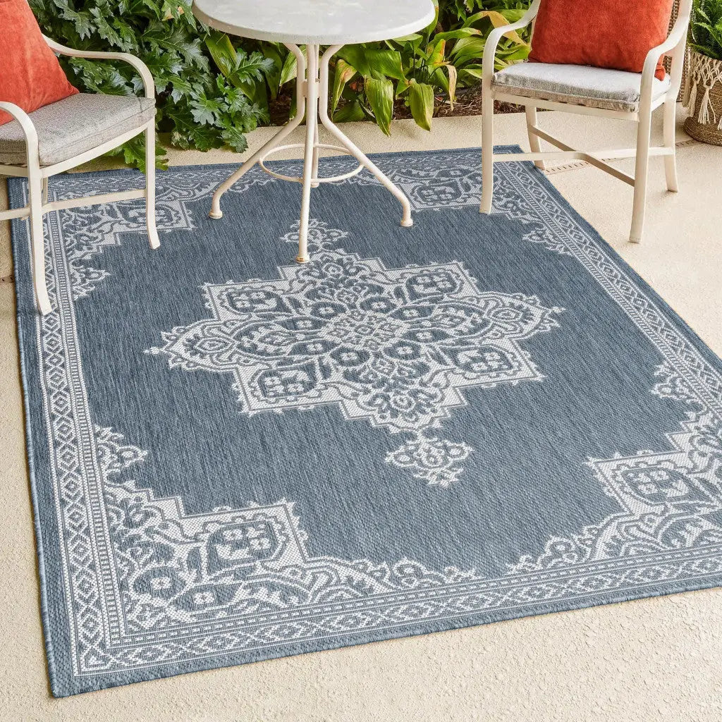 3' X 5' Blue And Cream Medallion Indoor Outdoor Area Rug Homeroots Outdoor
