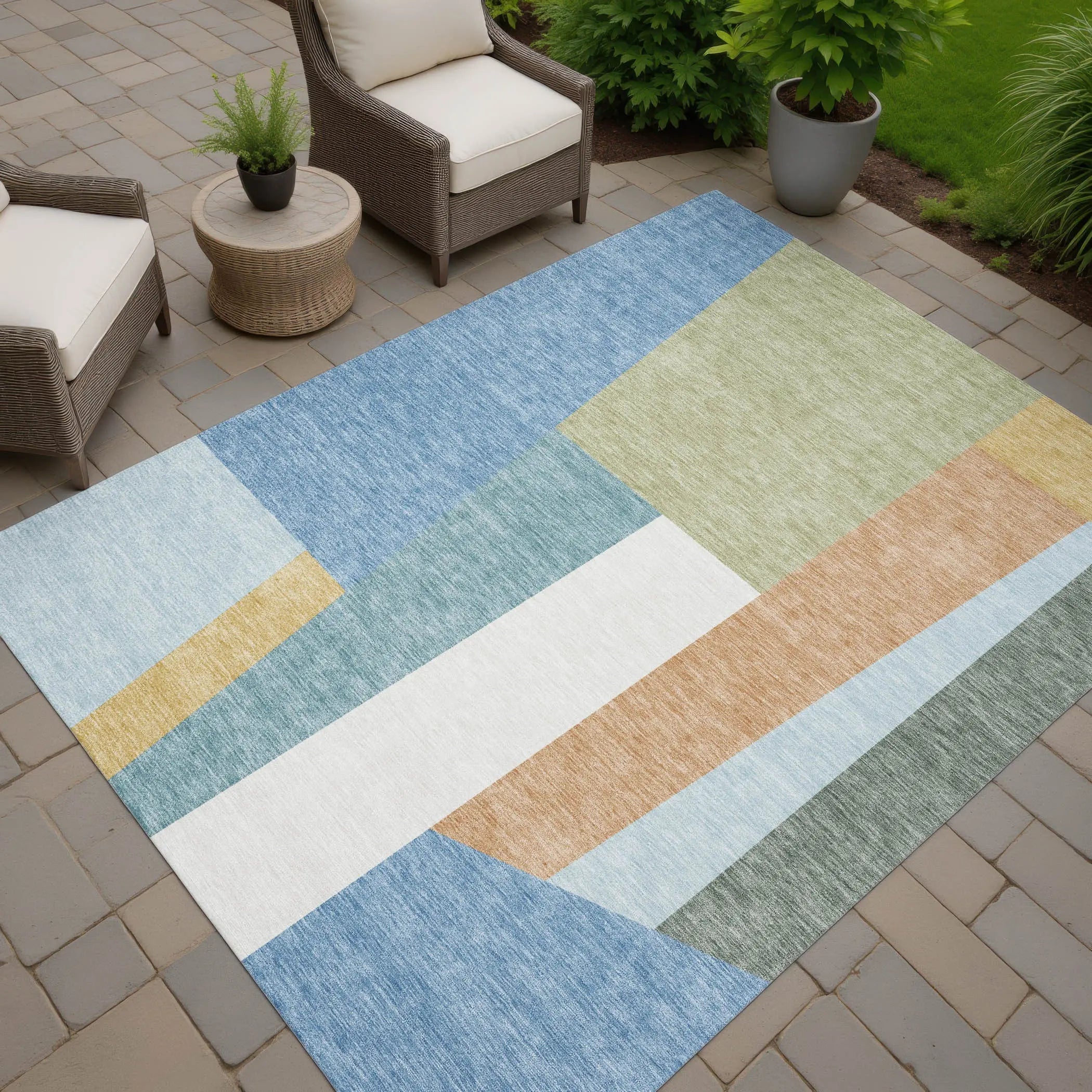 3' X 5' Blue And Teal Blue Geometric Washable Indoor Outdoor Area Rug Homeroots Outdoor