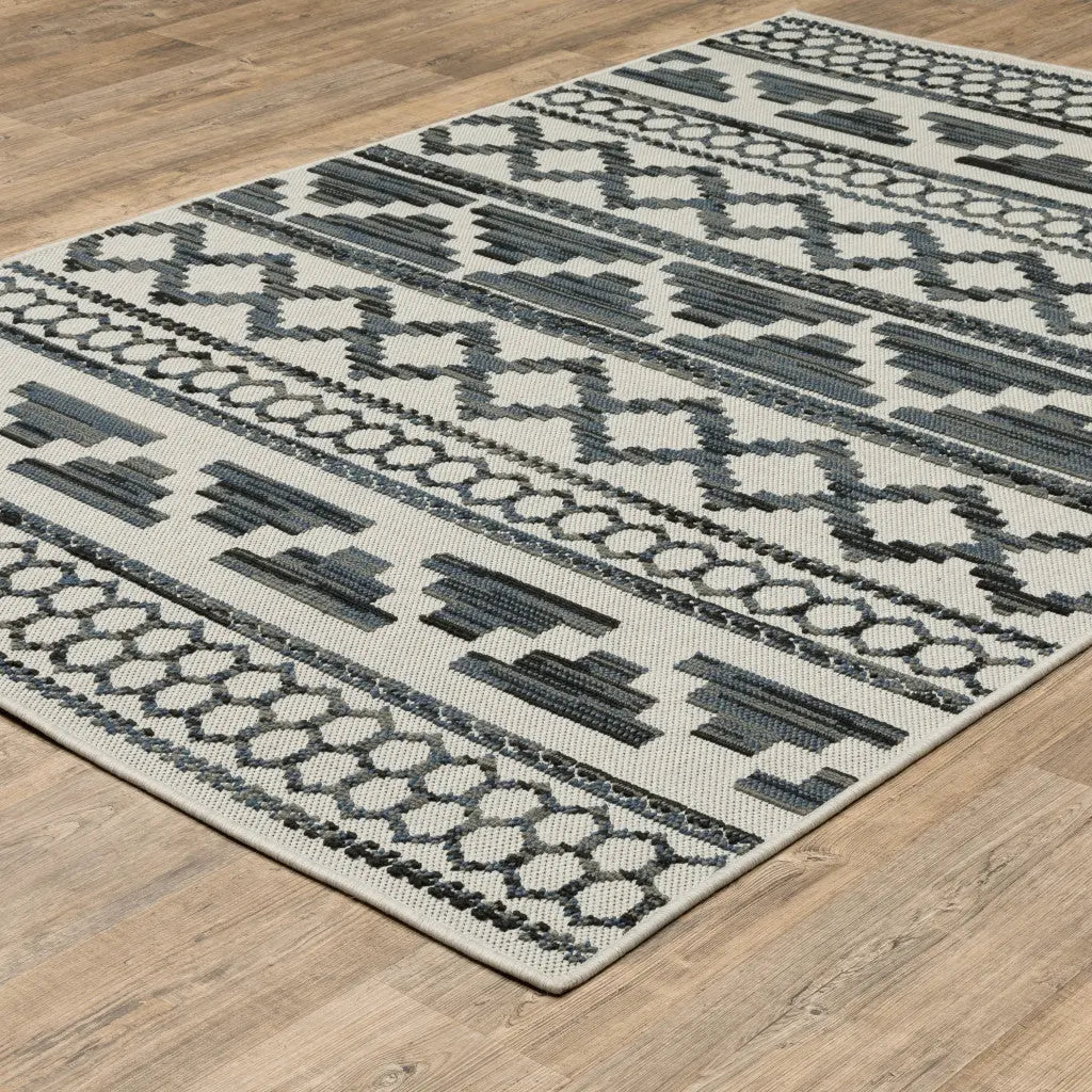 3' X 5' Blue and Beige Geometric Stain Resistant Indoor Outdoor Area Rug Homeroots Outdoor