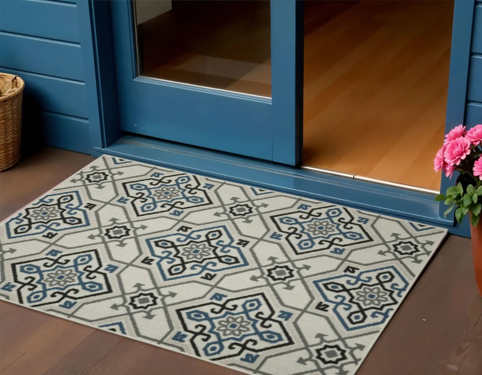 3' X 5' Blue and Beige Oriental Stain Resistant Indoor Outdoor Area Rug Homeroots Outdoor