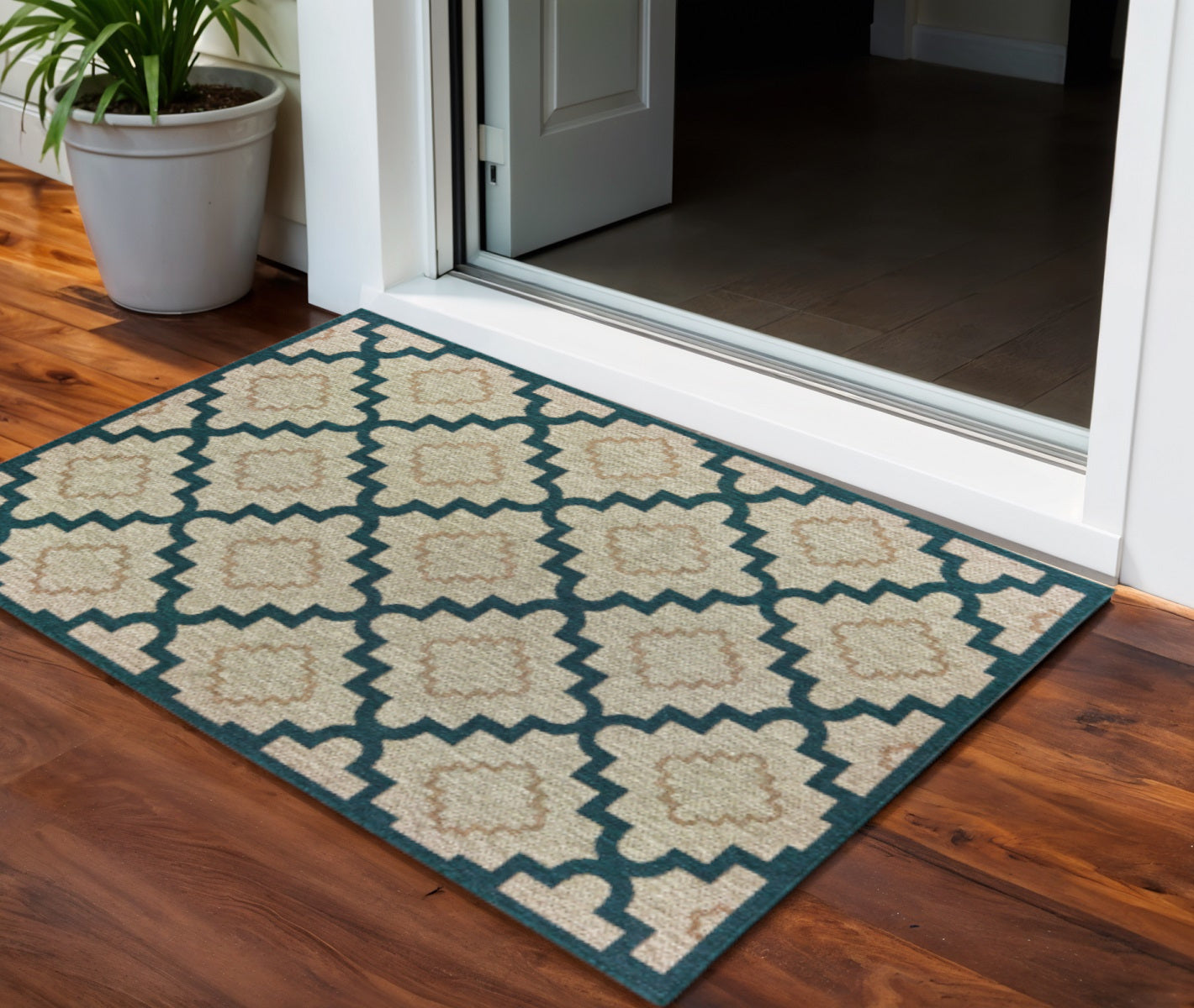 3' X 5' Blue and Gray Geometric Stain Resistant Indoor Outdoor Area Rug Homeroots Outdoor