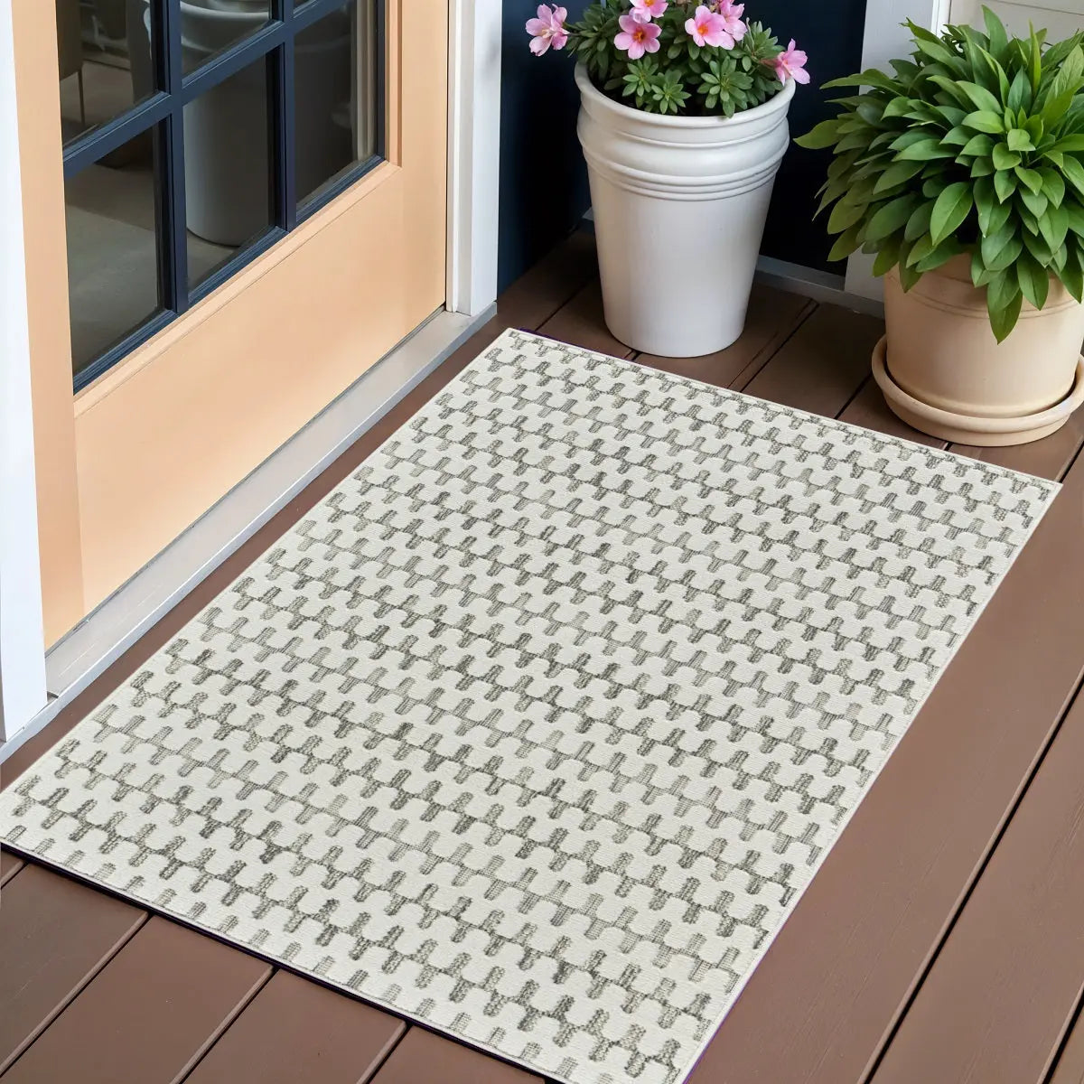3' X 5' Cream and Beige Geometric Distressed Indoor Outdoor Area Rug Homeroots Outdoor