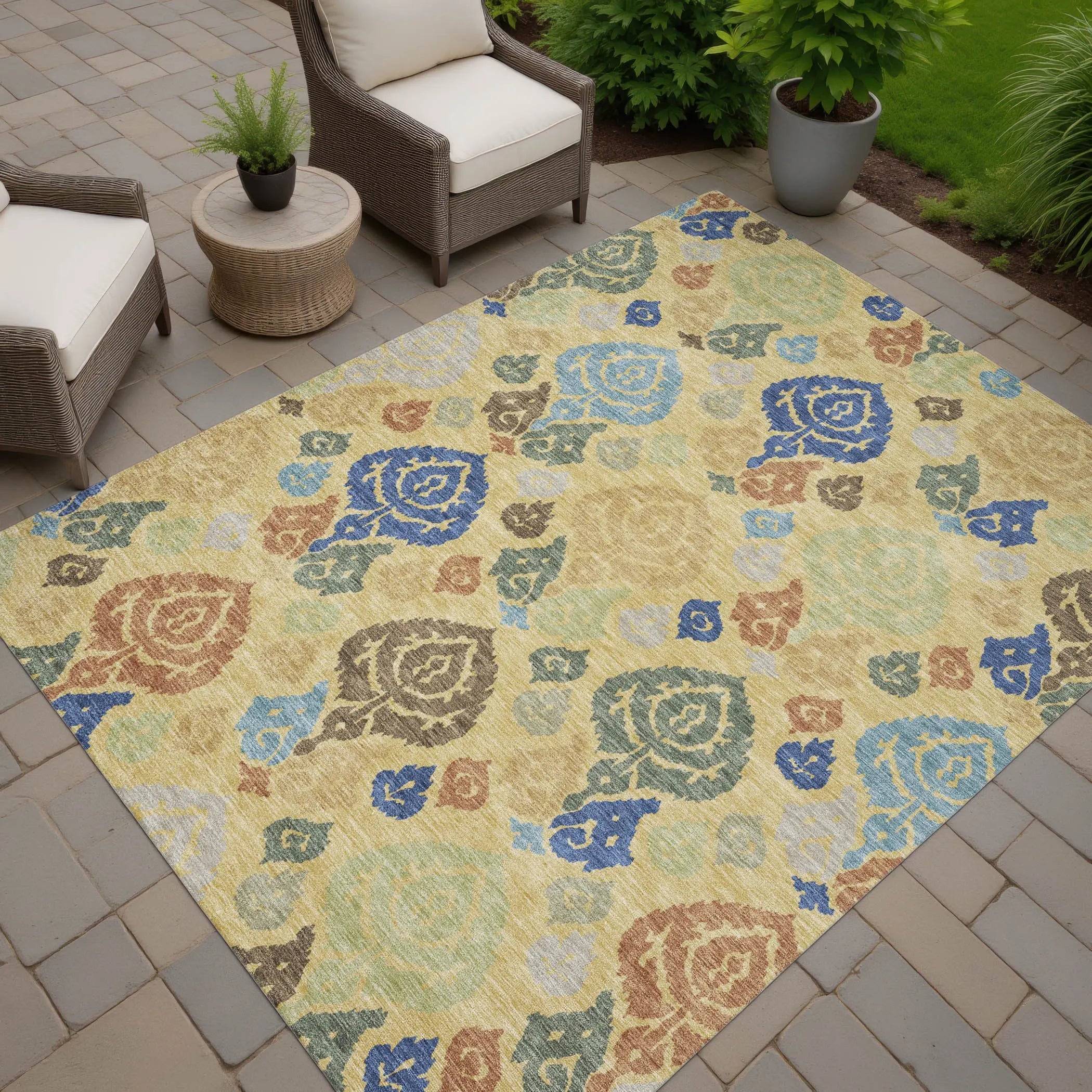 3' X 5' Gold And Chocolate Damask Washable Indoor Outdoor Area Rug Homeroots Outdoor