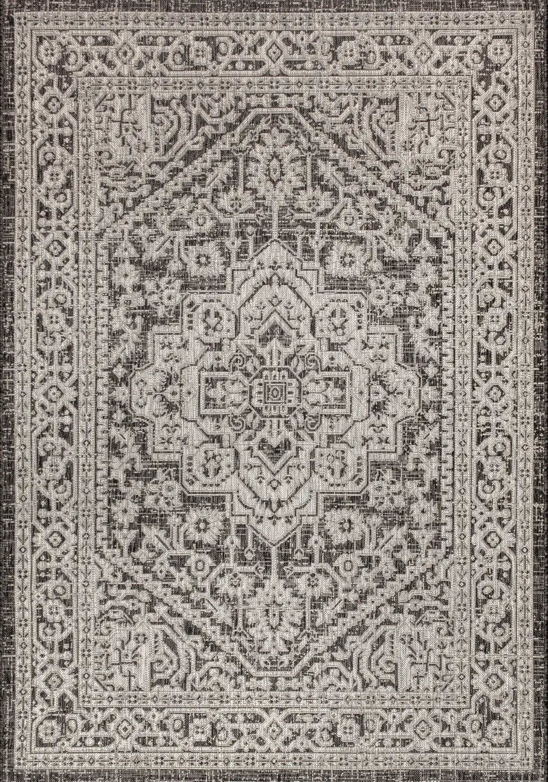 3' X 5' Gray And Black Medallion Indoor Outdoor Area Rug Homeroots Outdoor