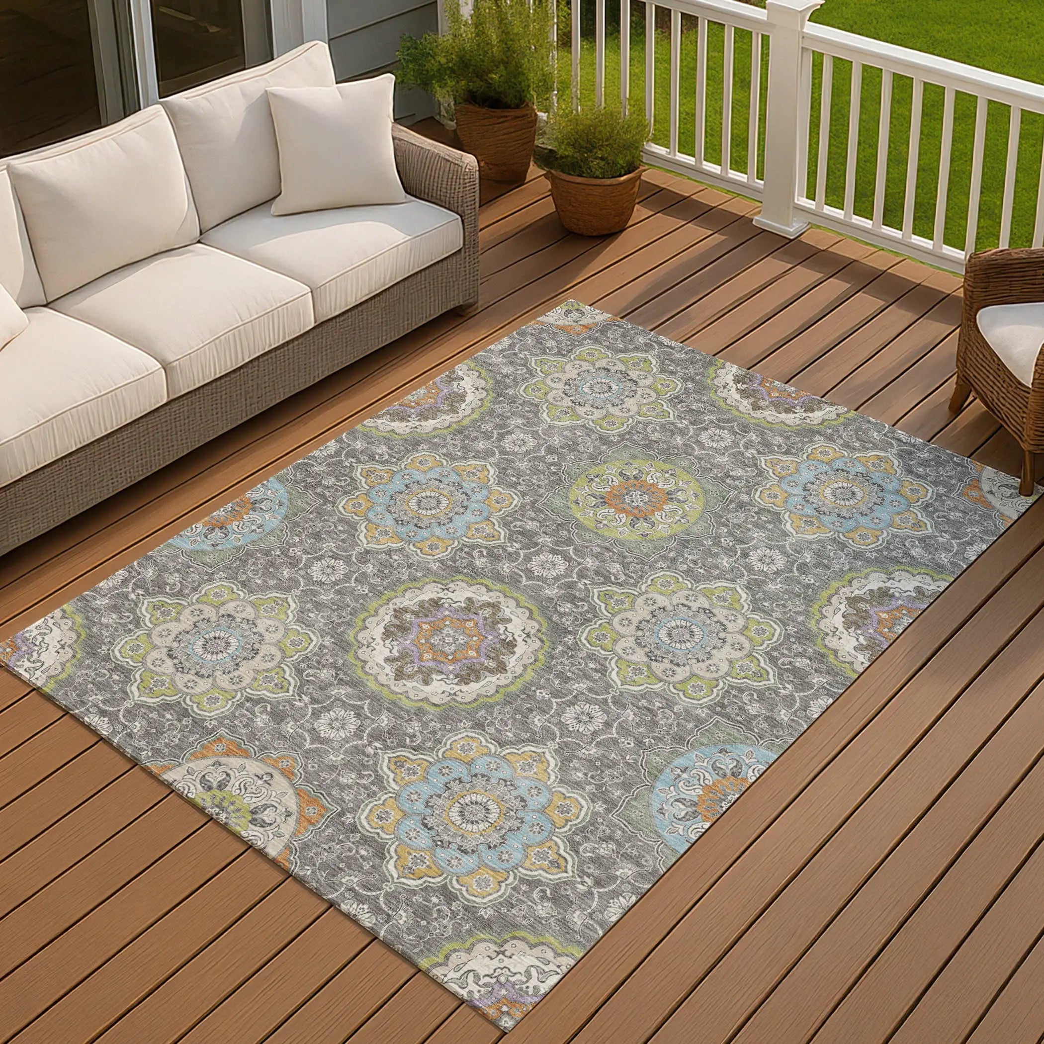 3' X 5' Gray And Brown Floral Medallion Washable Indoor Outdoor Area Rug Homeroots Outdoor