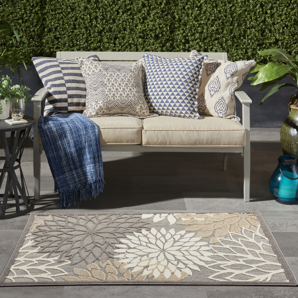 3' X 5' Gray And Ivory Indoor Outdoor Area Rug - GreatEagleInc