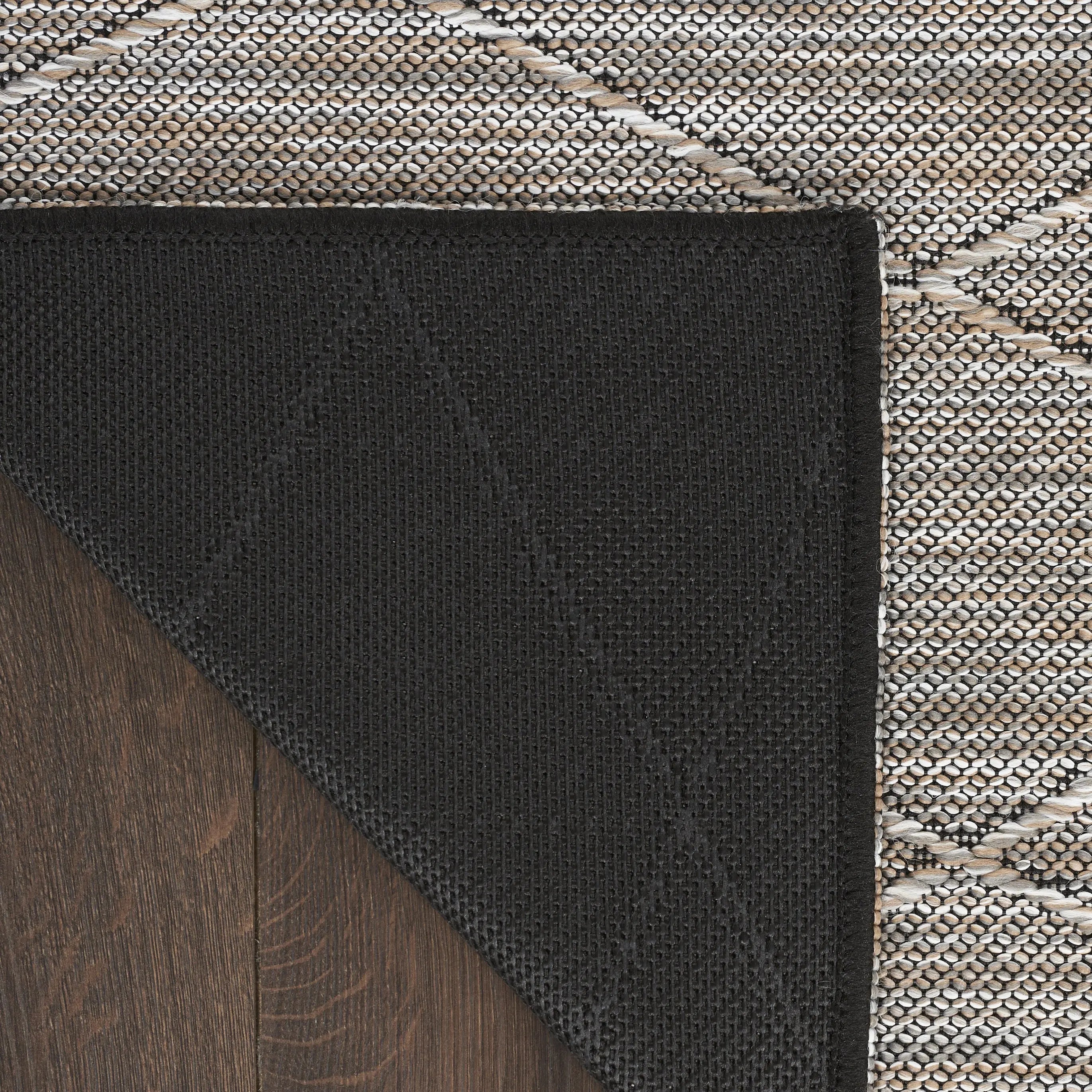 3' X 5' Gray And Light Gray Geometric Indoor Outdoor Area Rug Homeroots Outdoor
