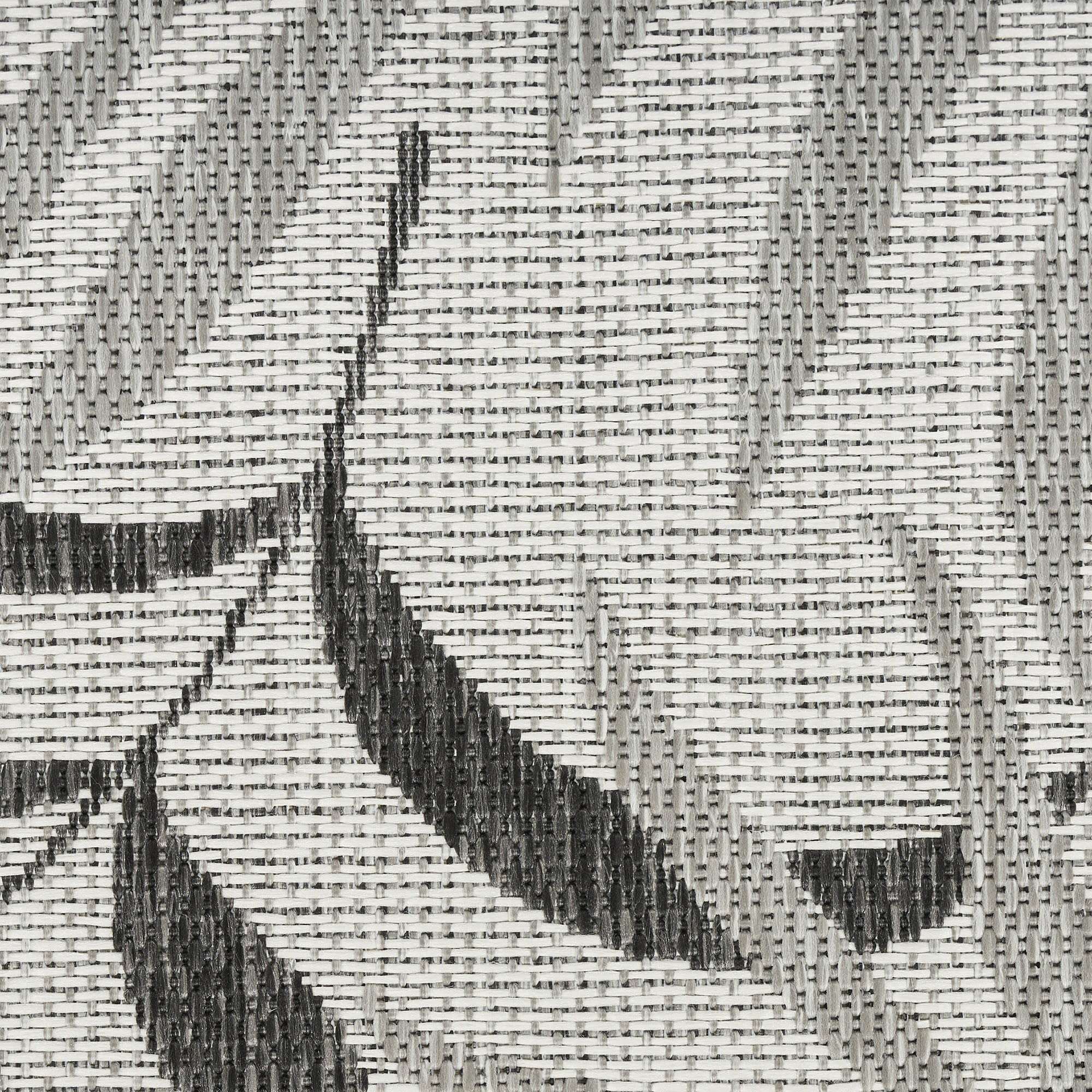302730172