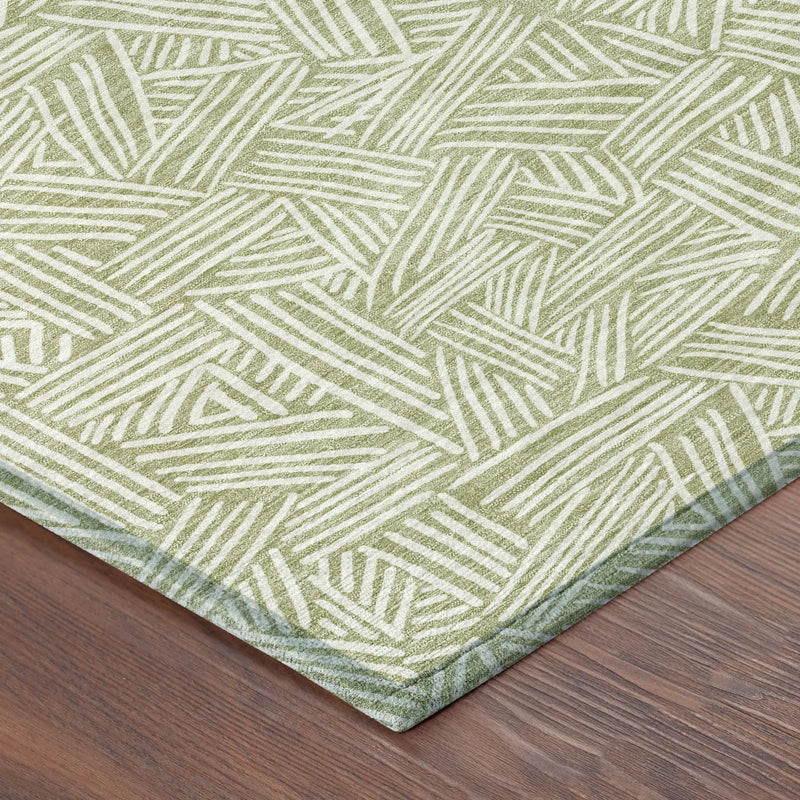 3' X 5' Green And Ivory Geometric Washable Indoor Outdoor Area Rug Homeroots Outdoor
