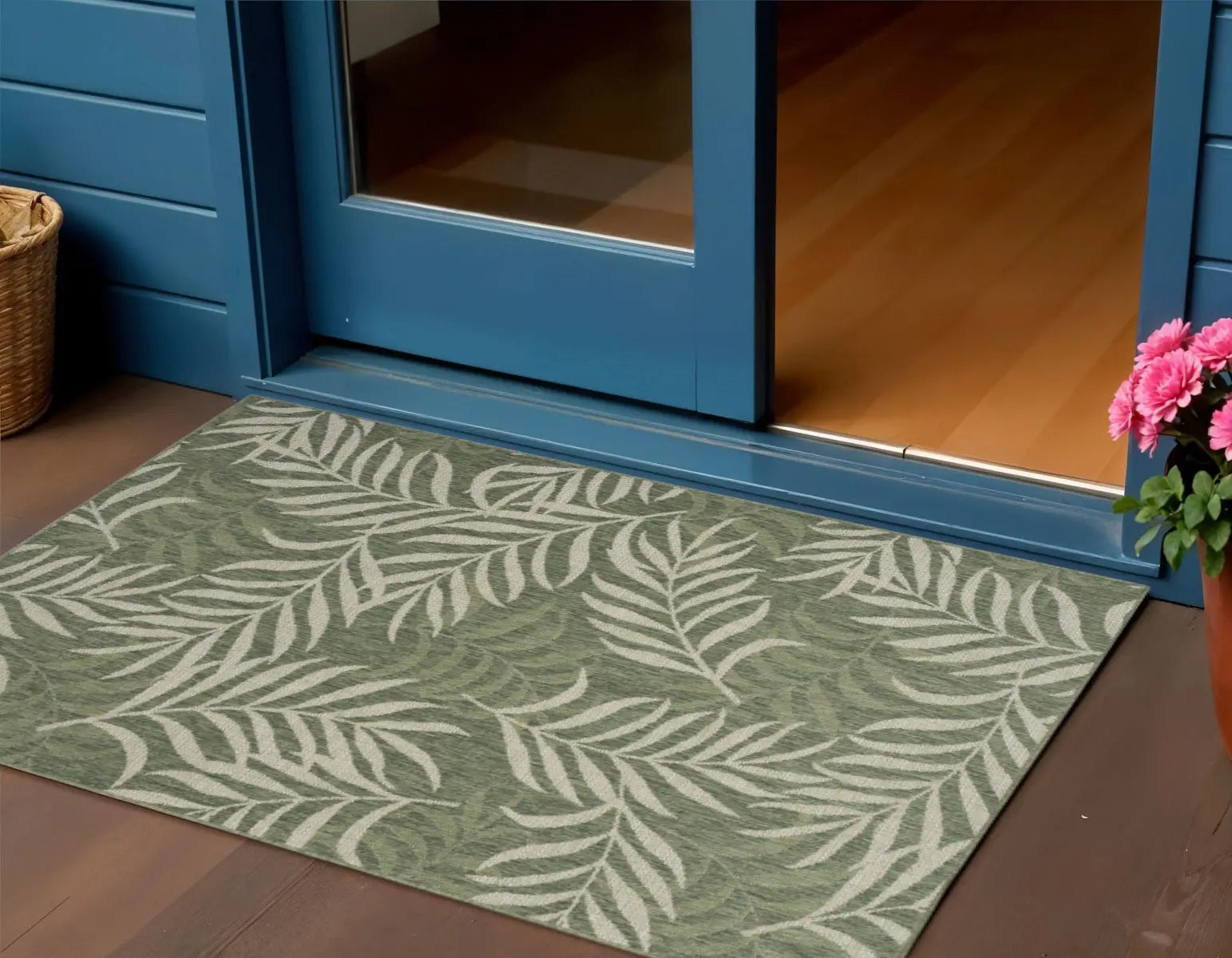 3' X 5' Green And Ivory Palm Leaf Indoor Outdoor Area Rug - GreatEagleInc