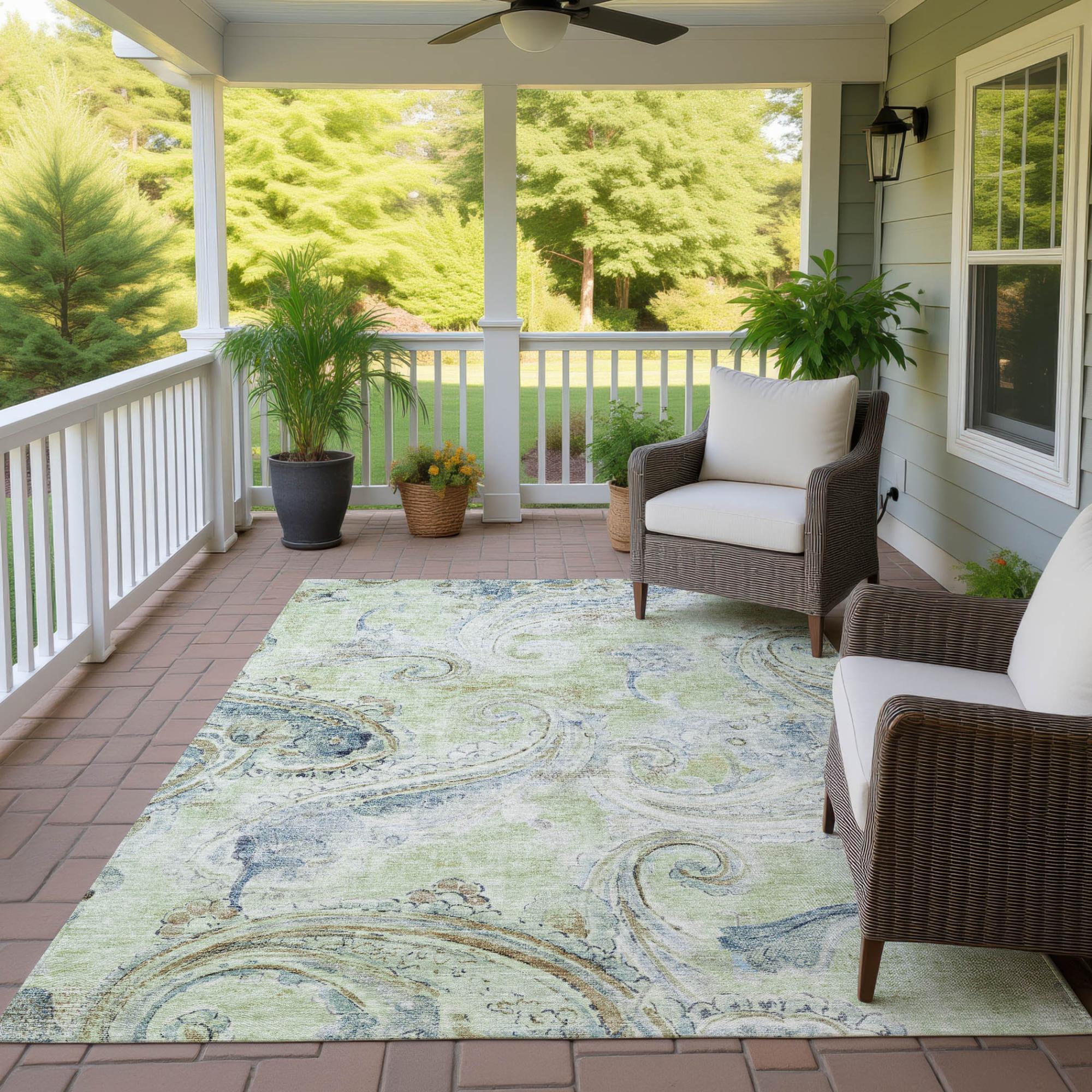 3' X 5' Green And Silver Paisley Washable Indoor Outdoor Area Rug Homeroots Outdoor