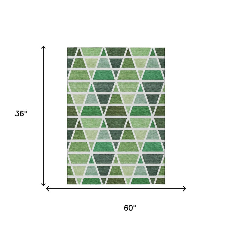 3' X 5' Green And White Geometric Washable Indoor Outdoor Area Rug Homeroots Outdoor