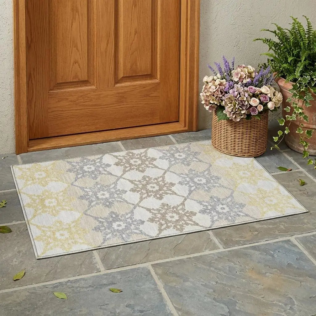 3' X 5' Ivory And Silver Floral Medallion Washable Indoor Outdoor Area Rug Homeroots Outdoor
