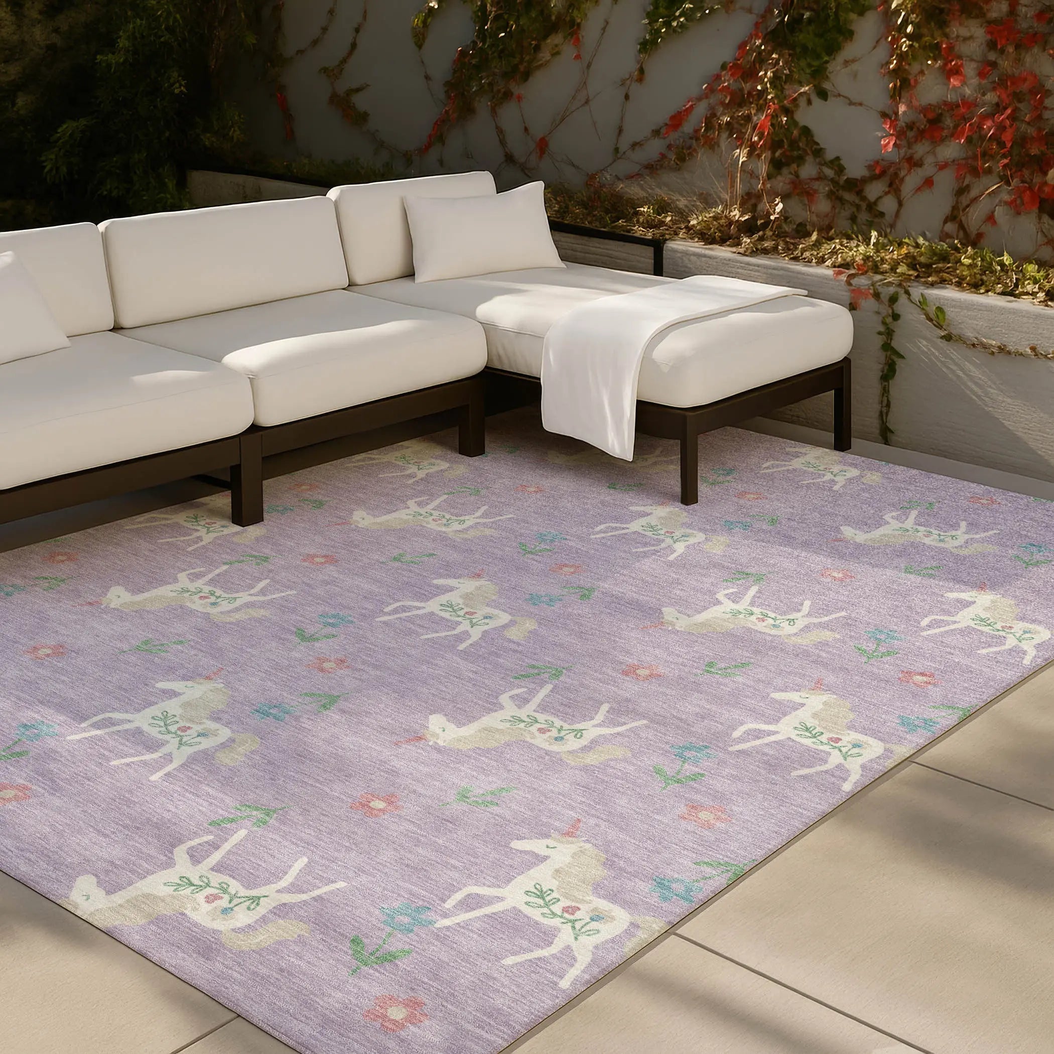 3' X 5' Lavender And Ivory Floral Washable Indoor Outdoor Area Rug Homeroots Outdoor