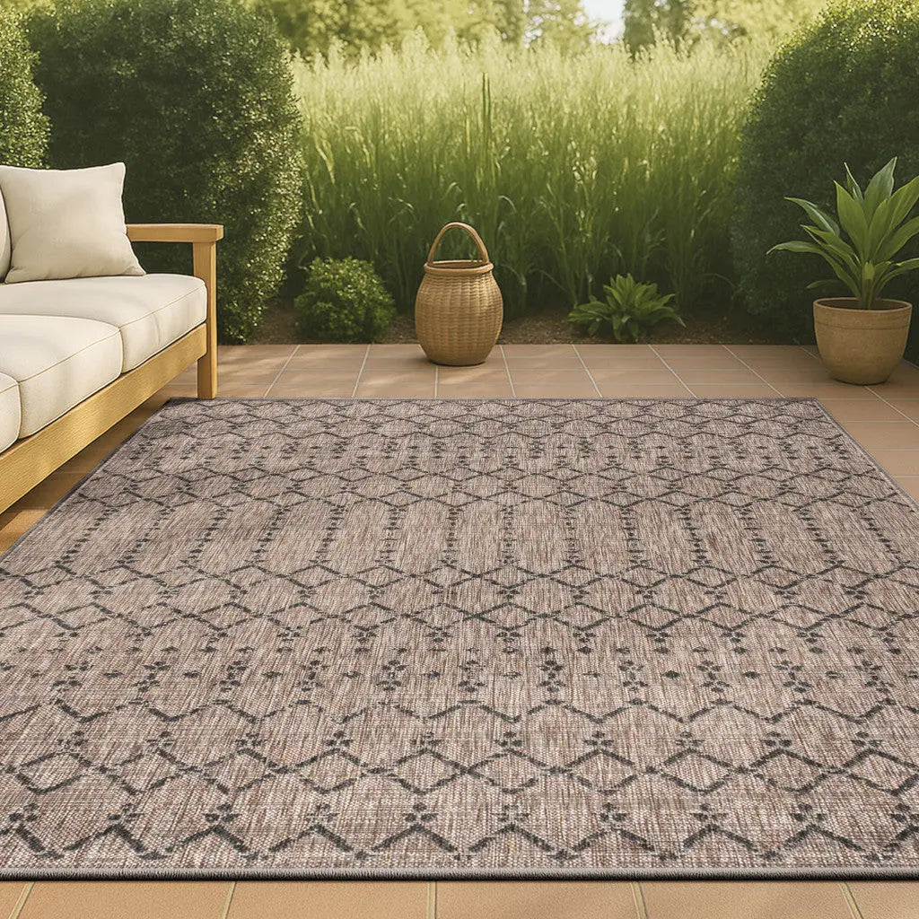 3' X 5' Natural And Black Trellis Indoor Outdoor Area Rug Homeroots Outdoor