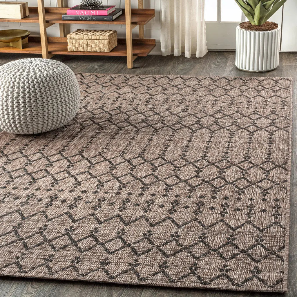 3' X 5' Natural And Black Trellis Indoor Outdoor Area Rug Homeroots Outdoor