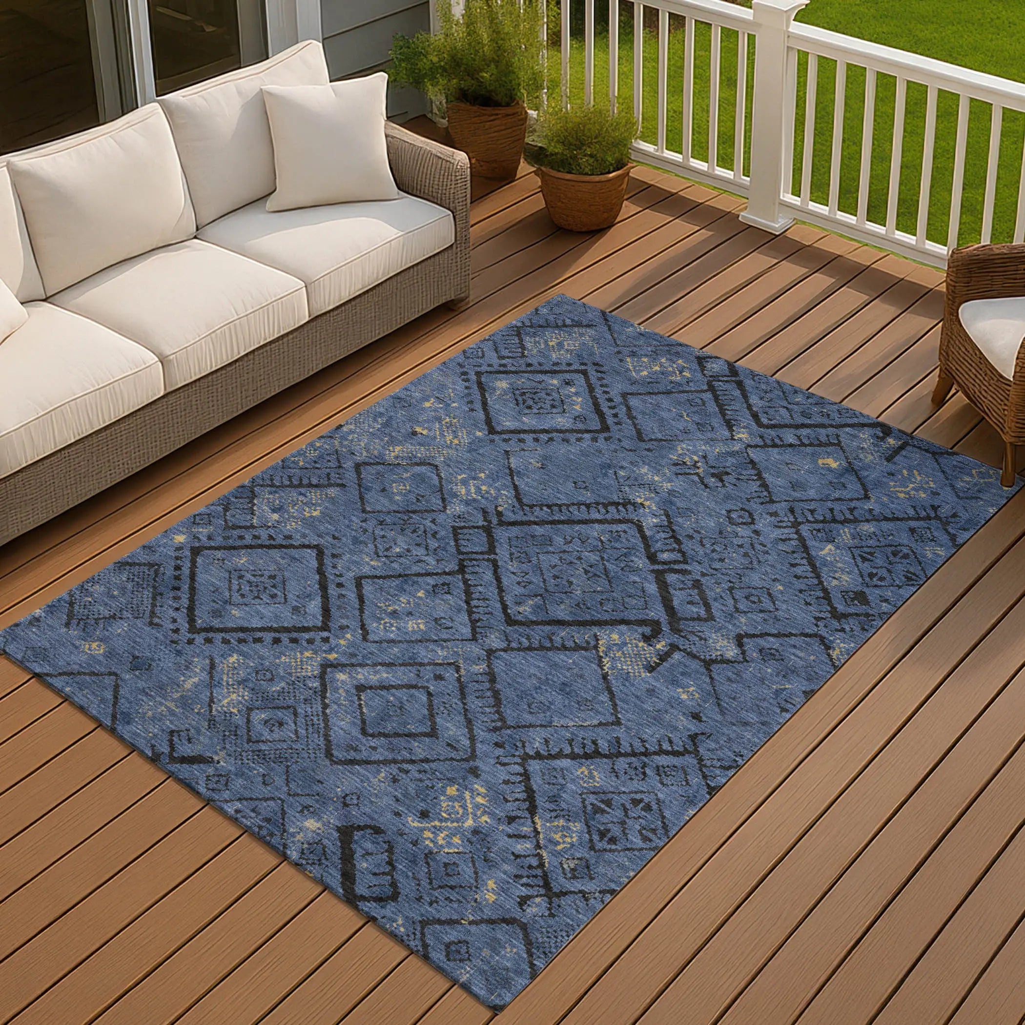 3' X 5' Navy Blue And Blue Geometric Washable Indoor Outdoor Area Rug Homeroots Outdoor