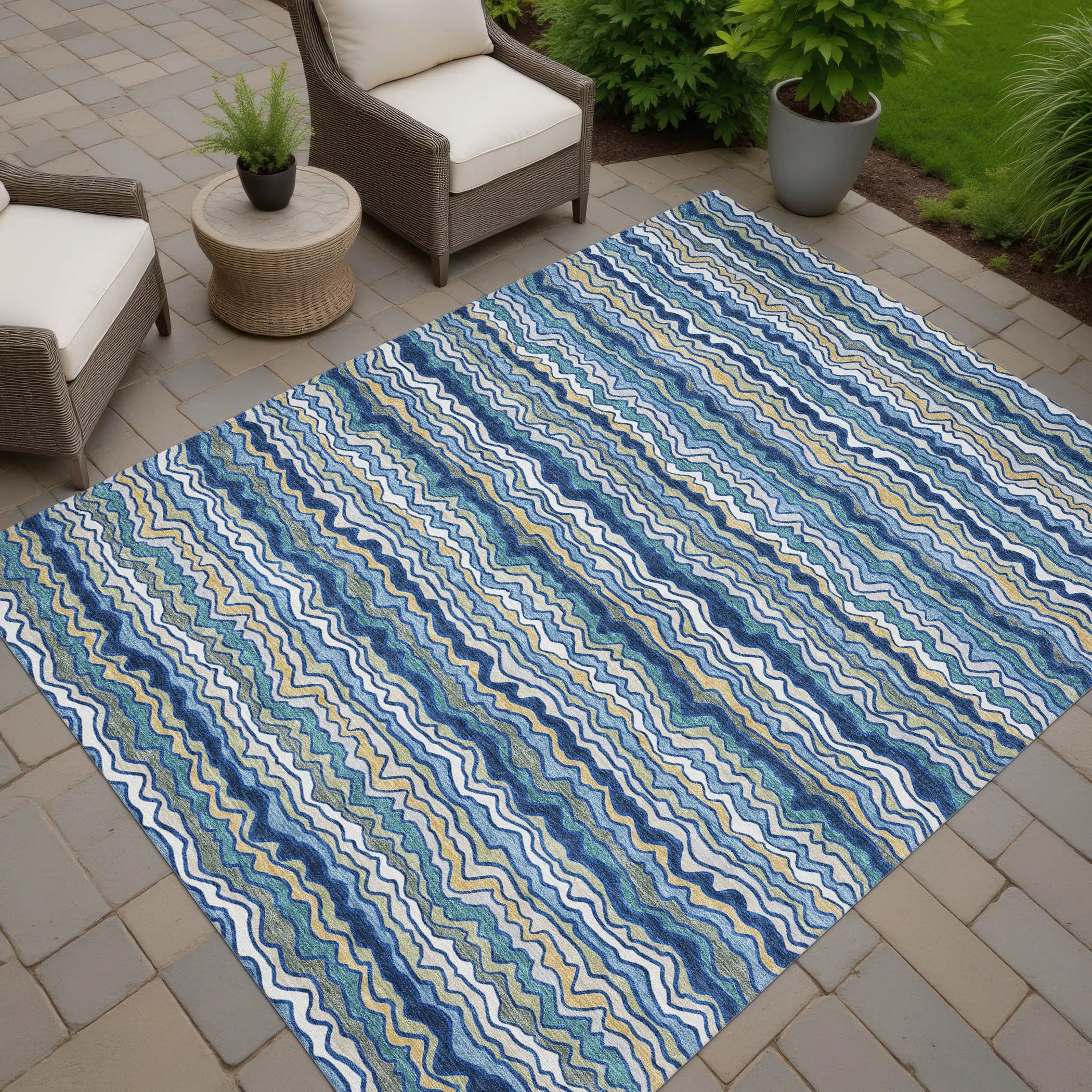 3' X 5' Navy Blue And Denim Blue Striped Washable Indoor Outdoor Area Rug Homeroots Outdoor