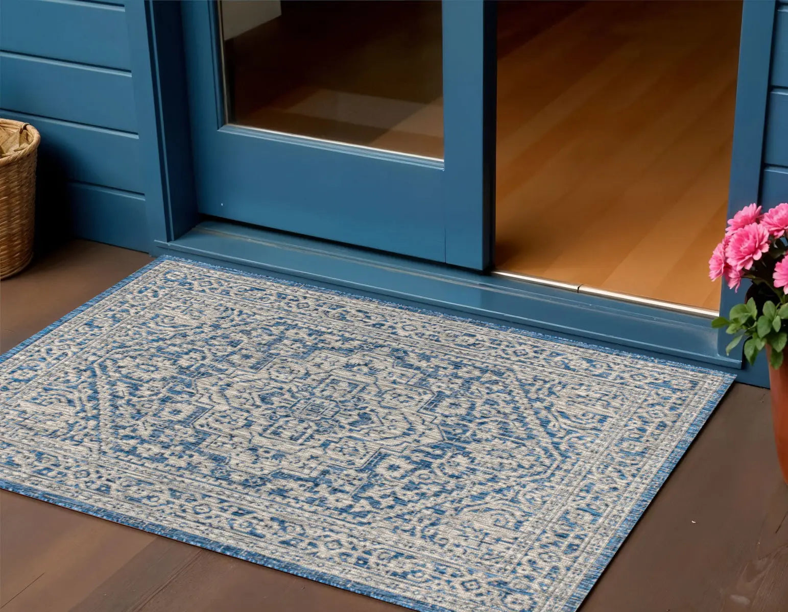 3' X 5' Navy Blue And Gray Medallion Indoor Outdoor Area Rug Homeroots Outdoor