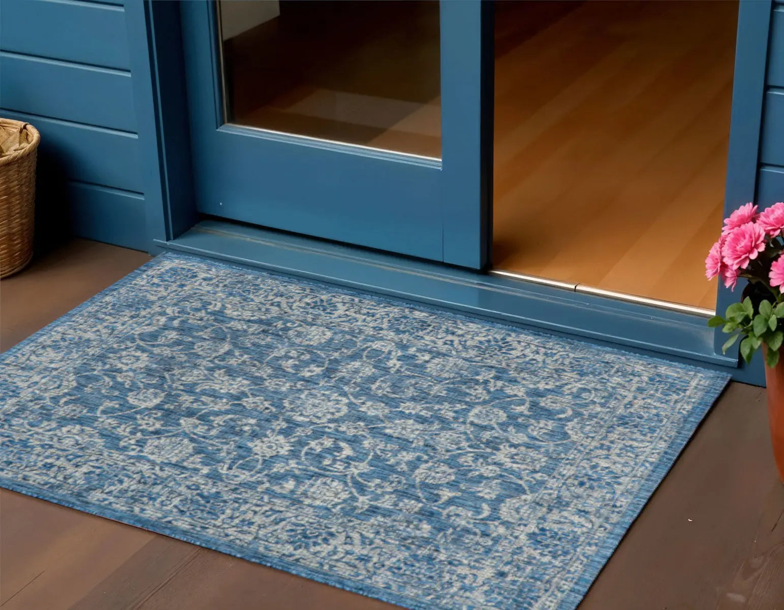 3' X 5' Navy Blue And Gray Medallion Indoor Outdoor Area Rug Homeroots Outdoor