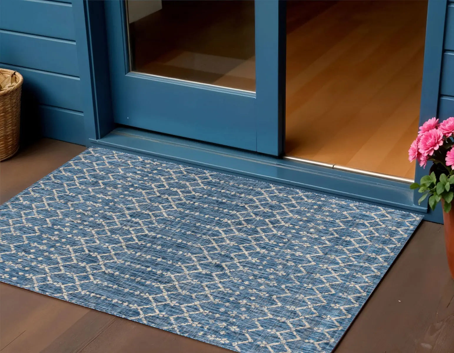 3' X 5' Navy Blue And Light Gray Trellis Indoor Outdoor Area Rug Homeroots Outdoor