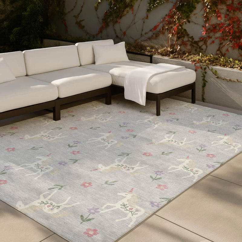 3' X 5' Silver And Ivory Floral Washable Indoor Outdoor Area Rug Homeroots Outdoor