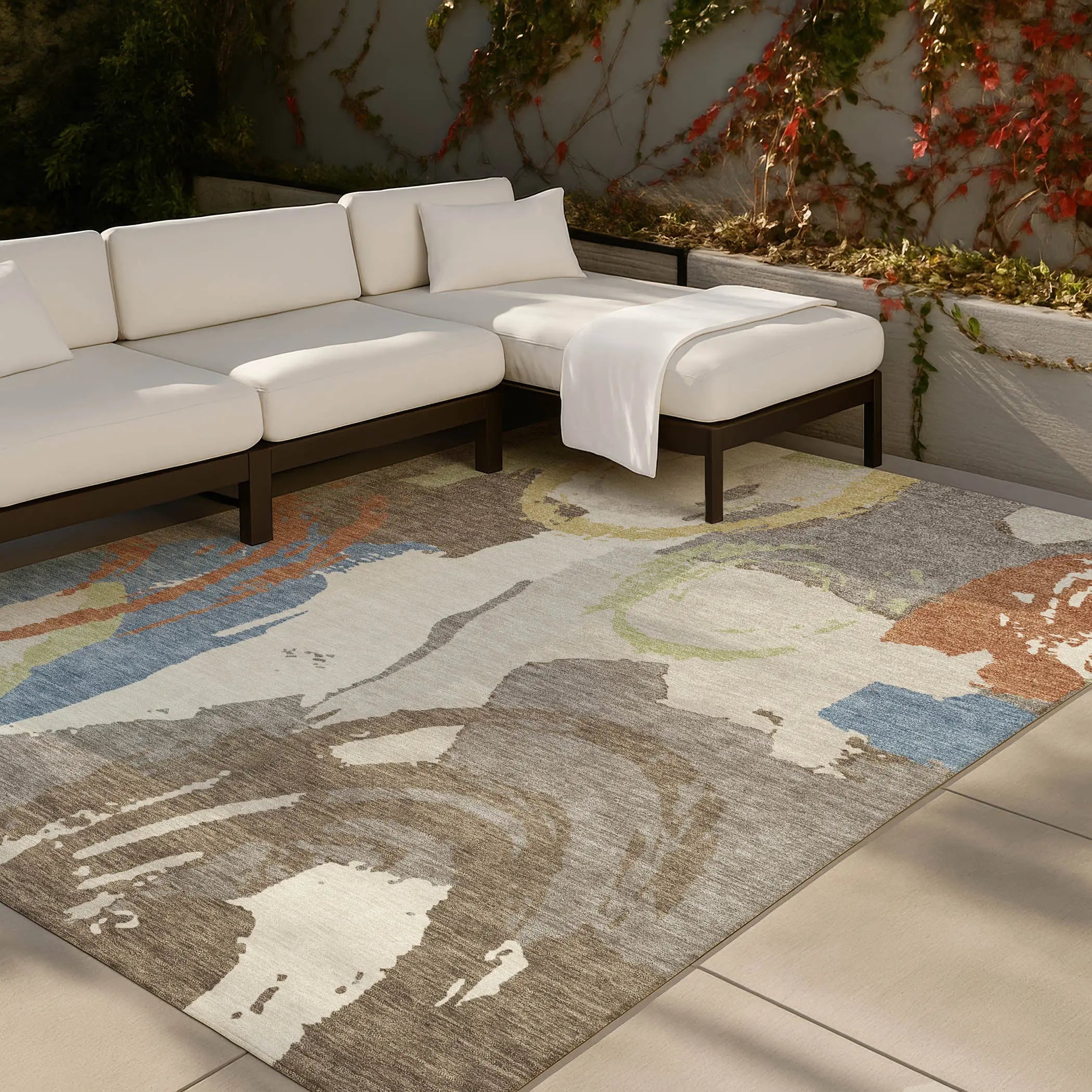 3' X 5' Taupe And Ivory Abstract Washable Indoor Outdoor Area Rug Homeroots Outdoor