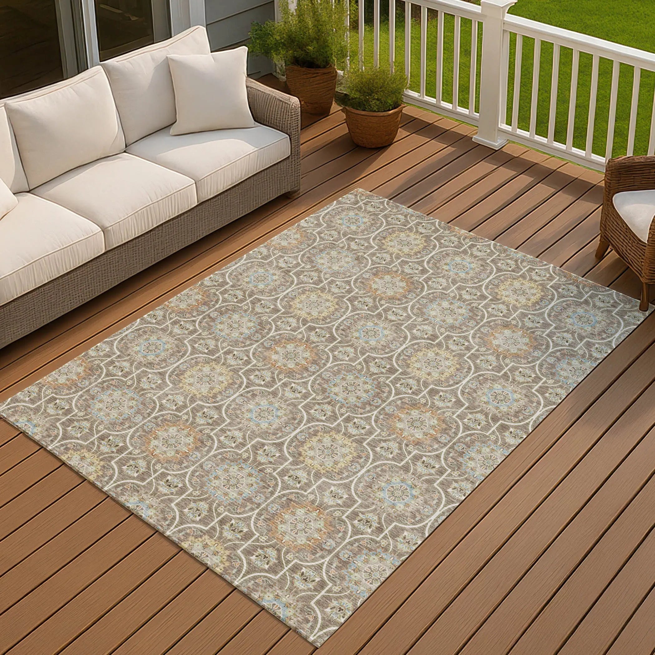 3' X 5' Taupe And Ivory Floral Medallion Washable Indoor Outdoor Area Rug Homeroots Outdoor