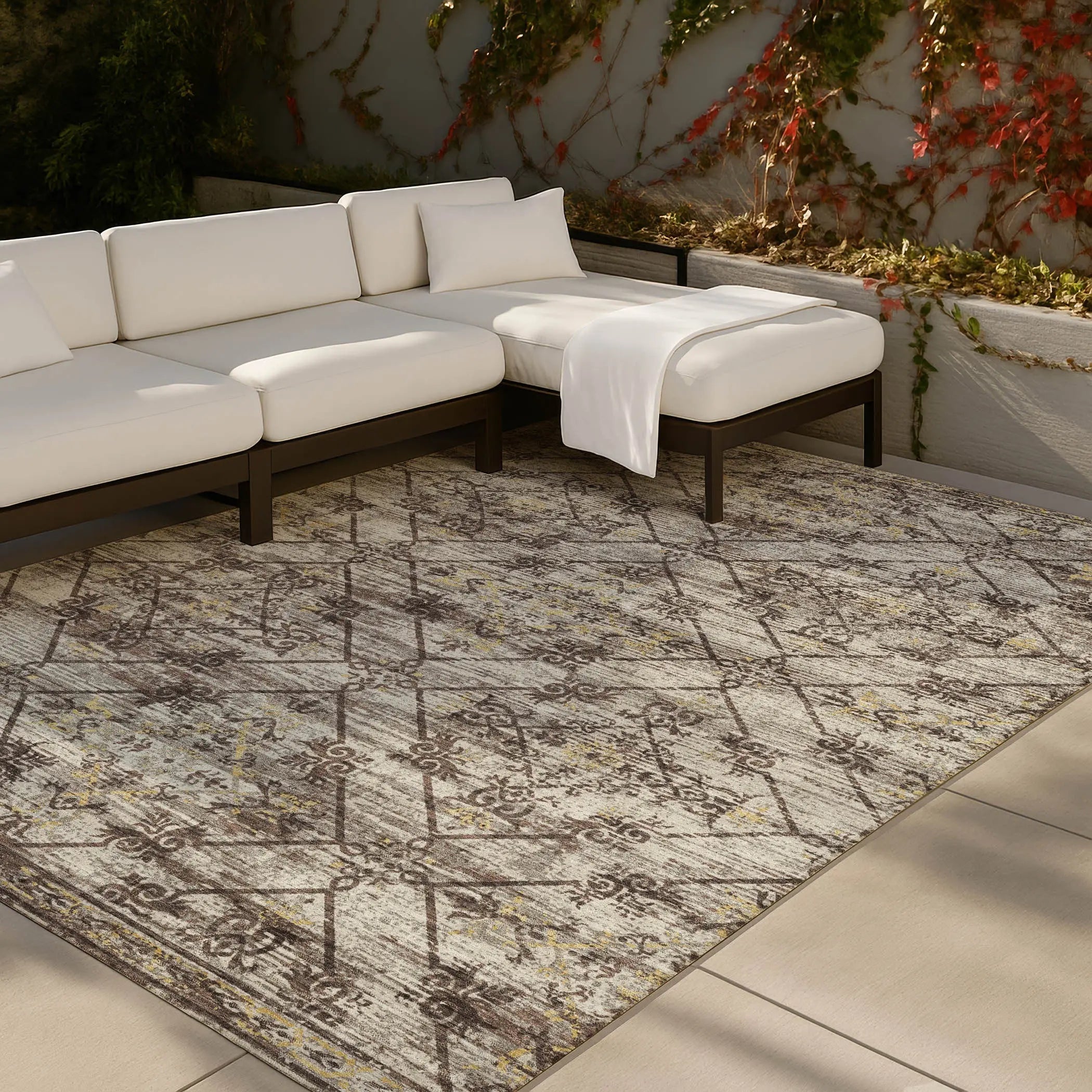 3' X 5' Taupe And Ivory Geometric Washable Indoor Outdoor Area Rug Homeroots Outdoor