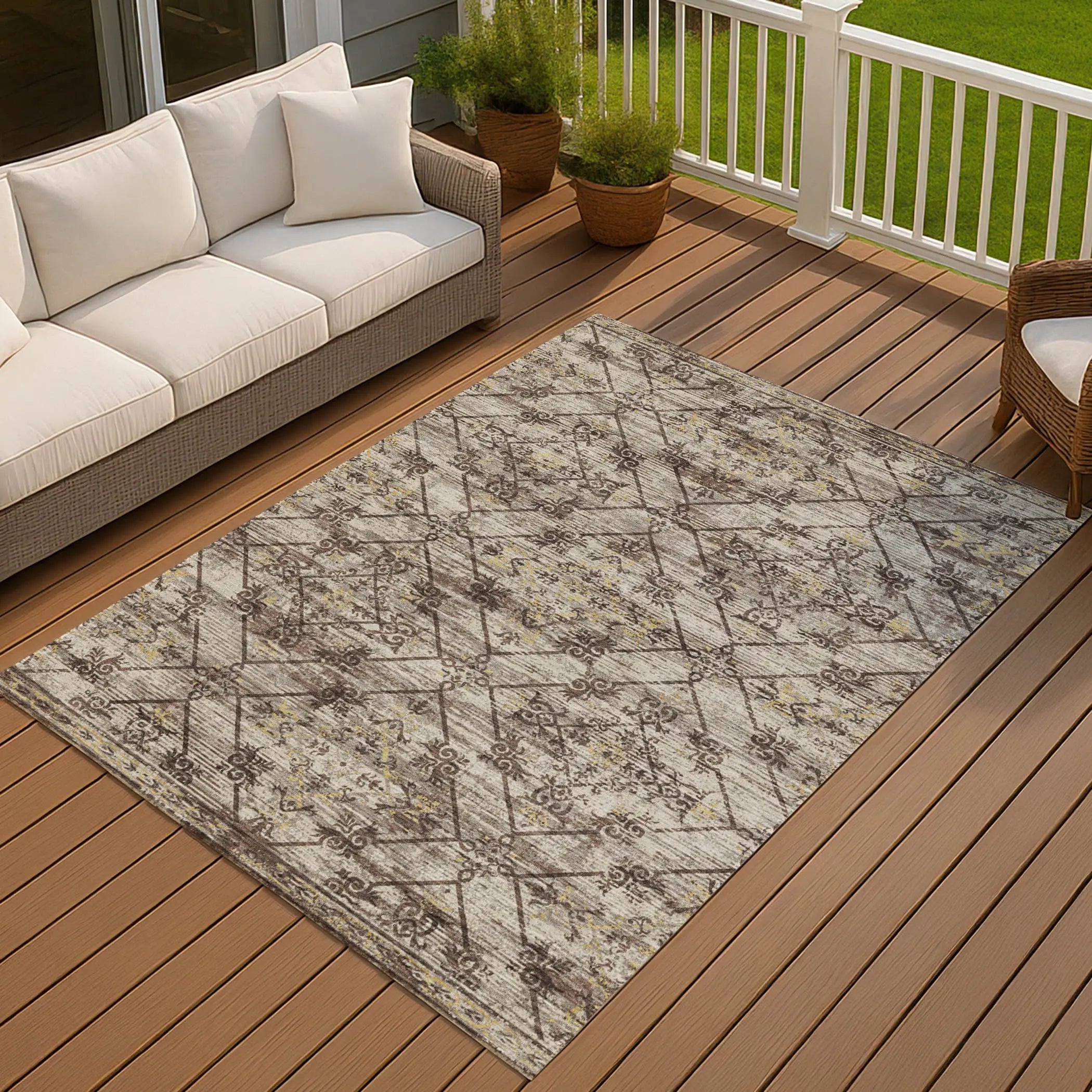 3' X 5' Taupe And Ivory Geometric Washable Indoor Outdoor Area Rug Homeroots Outdoor