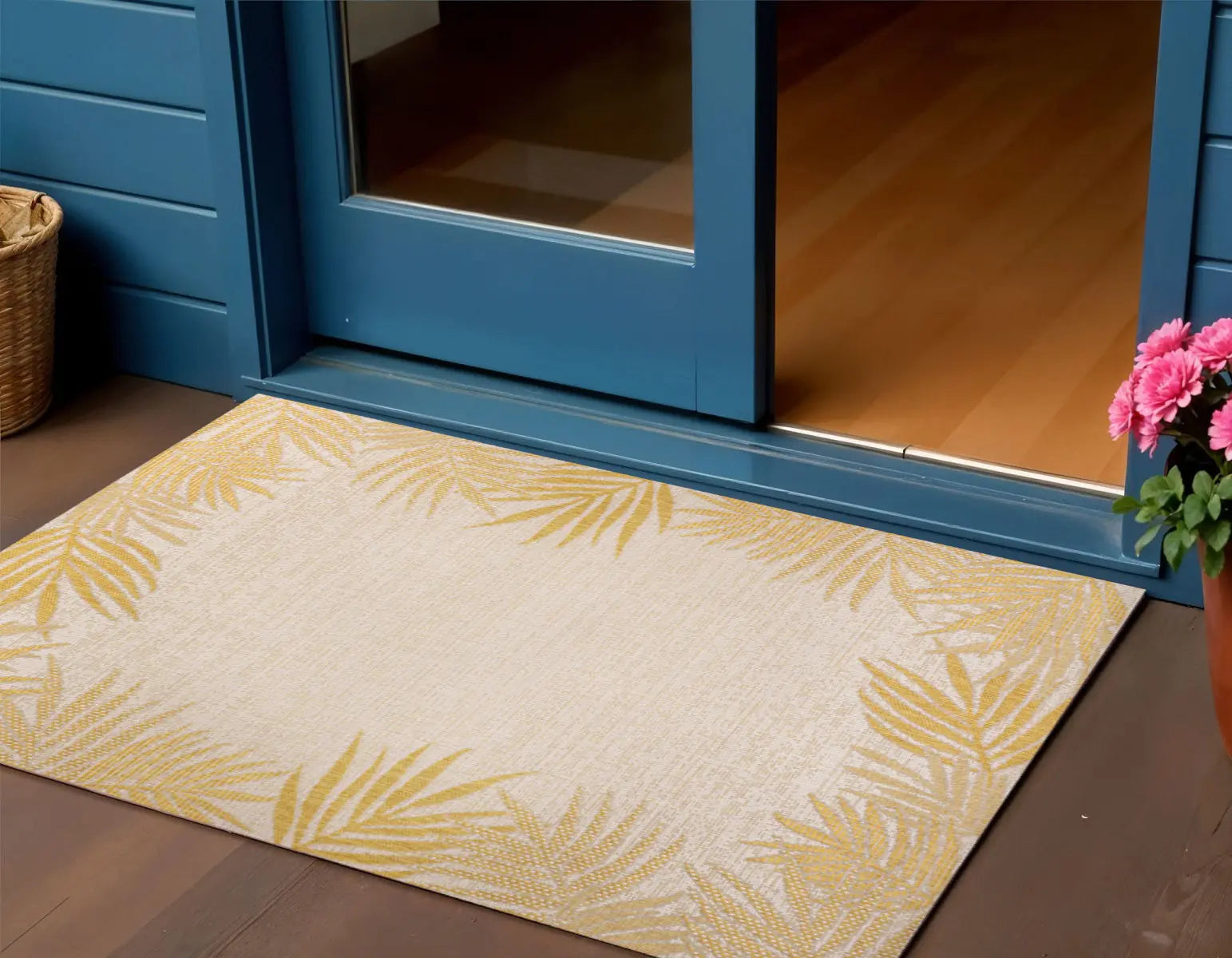 3' X 5' Yellow And Cream Floral Indoor Outdoor Area Rug Homeroots Outdoor