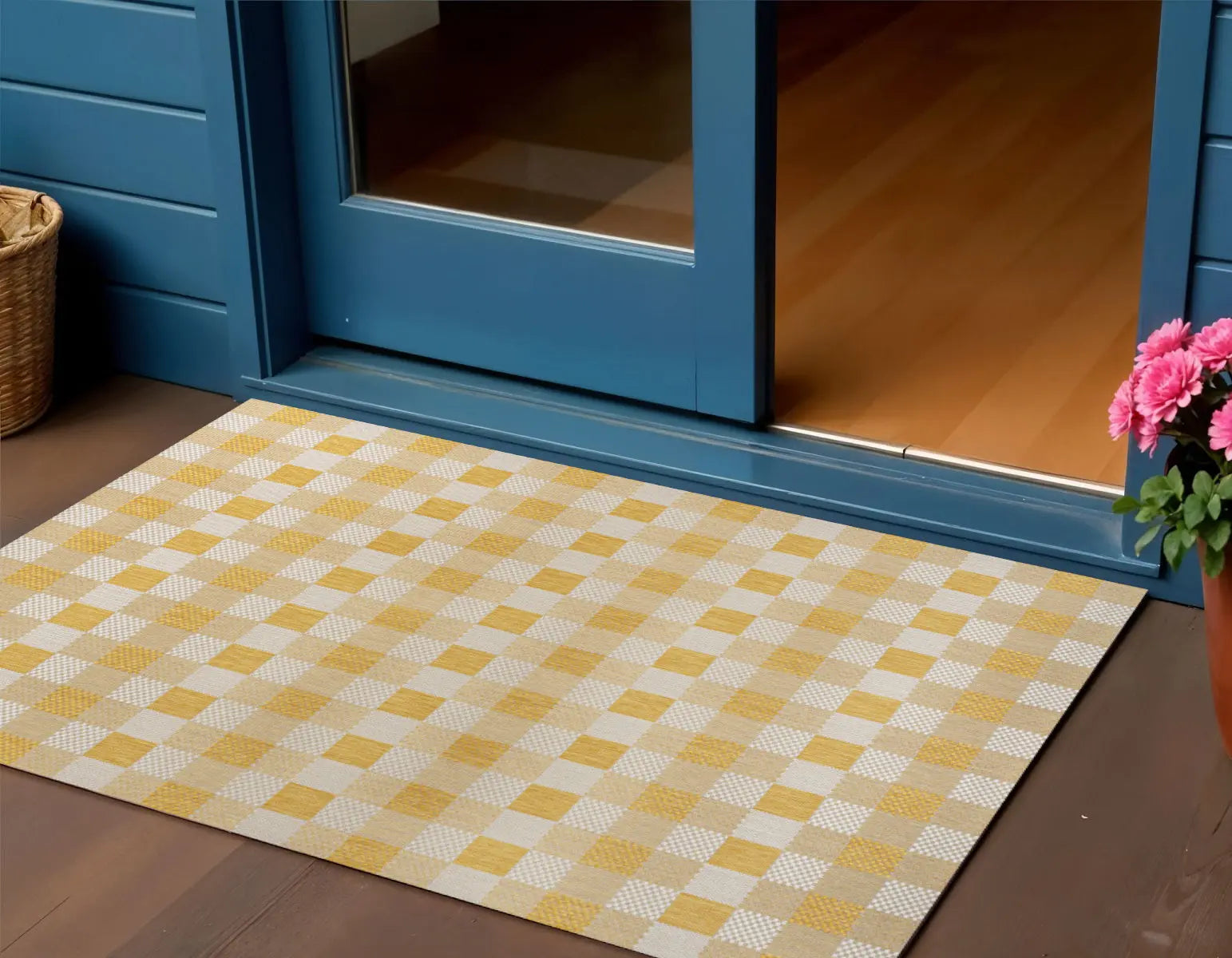 3' X 5' Yellow And Cream Geometric Indoor Outdoor Area Rug Homeroots Outdoor