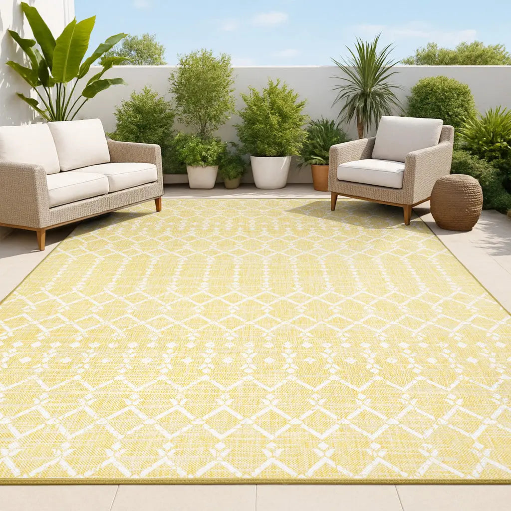 3' X 5' Yellow And Cream Trellis Indoor Outdoor Area Rug Homeroots Outdoor