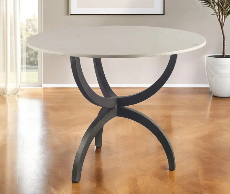 40" Off White And Black Rounded Marble And Metal Three Leg Base Dining Table - GreatEagleInc