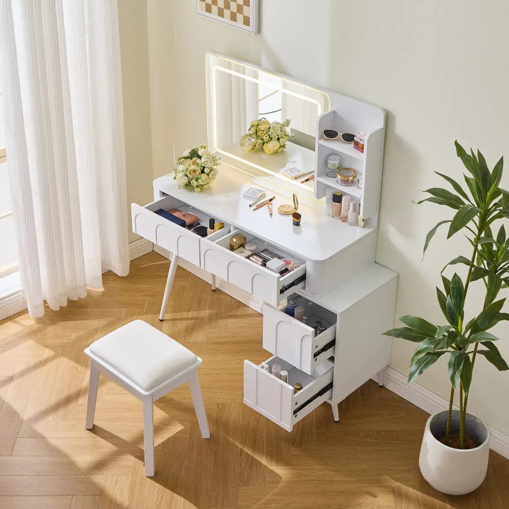 40" White Wood Mirrored Four Drawer Vanity Table And Lights Homeroots Living Room