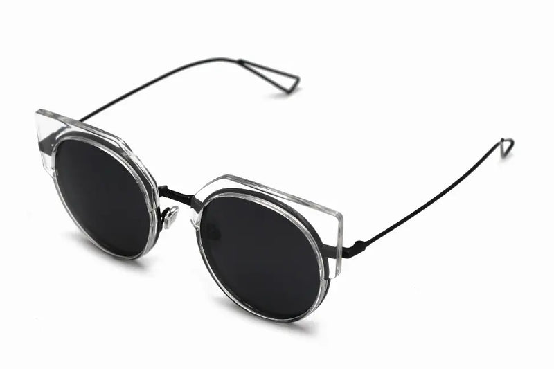 4379 Sunglasses Genesis International