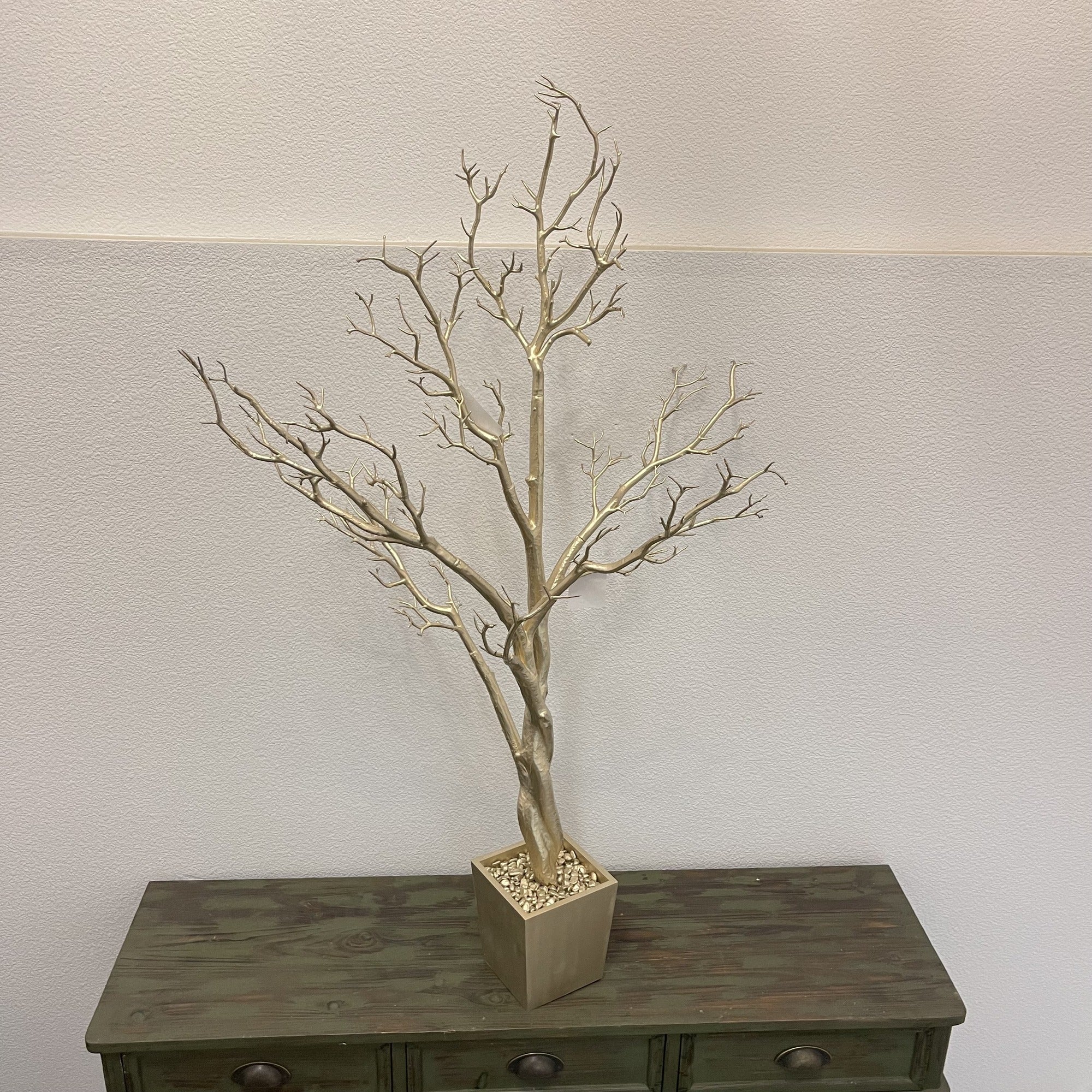 48" Gold Artificial Manzanita Tree In Gold Planter Pot Homeroots Home Decor